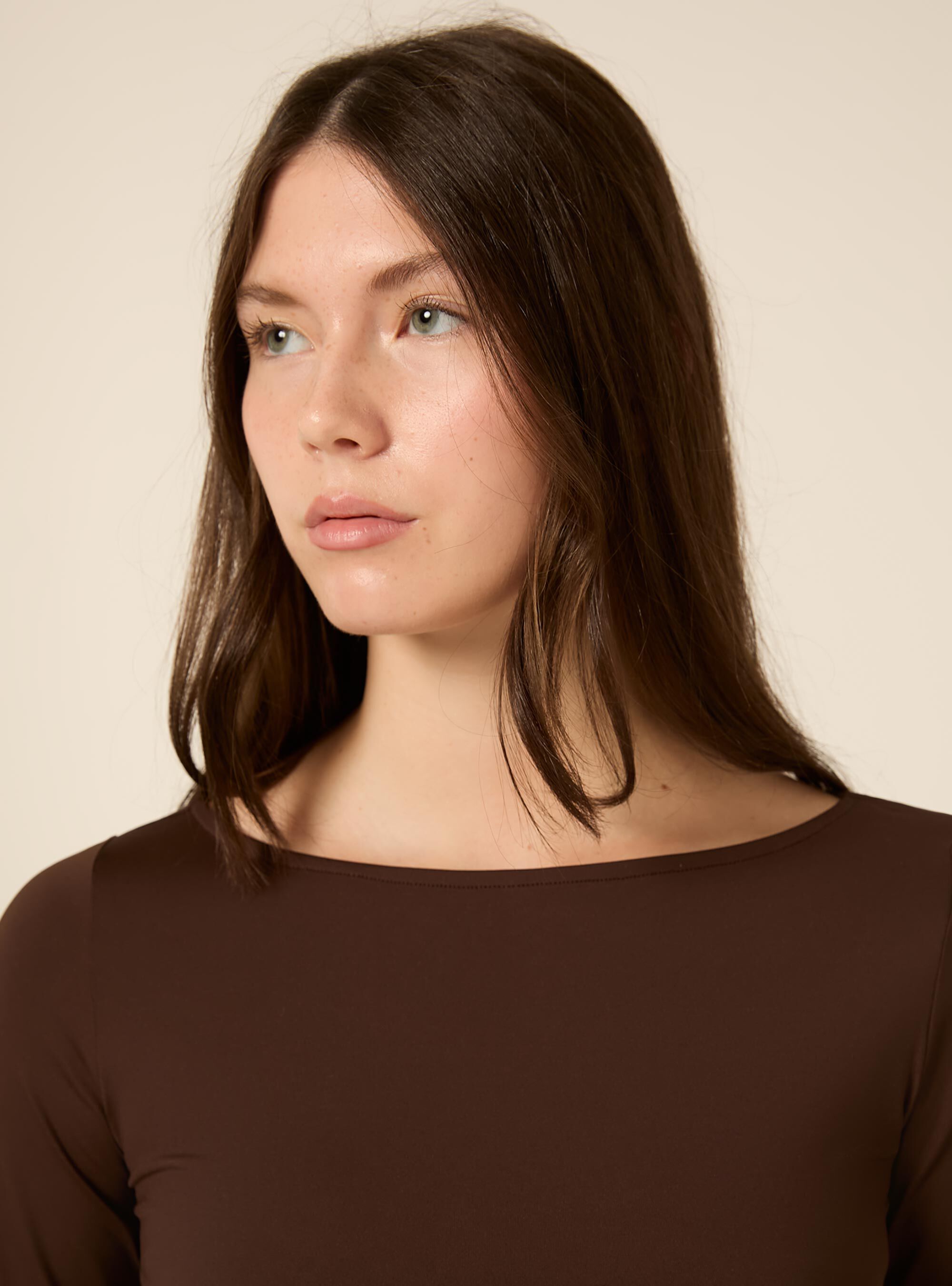 T-shirt scollo a barca, BR1 BROWN DARK