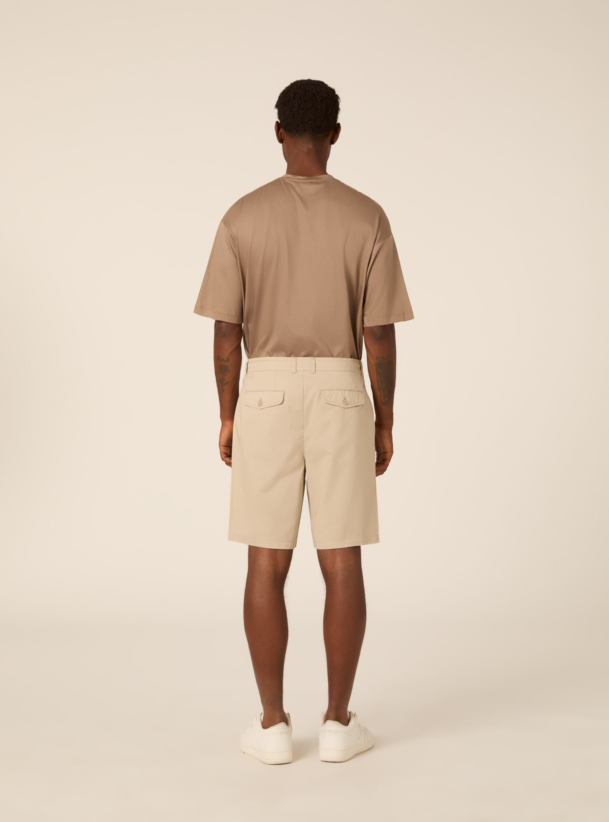 Bermuda Chino Coupe Regular Fit &agrave; Pinces, BG2 BEIGE MEDIUM