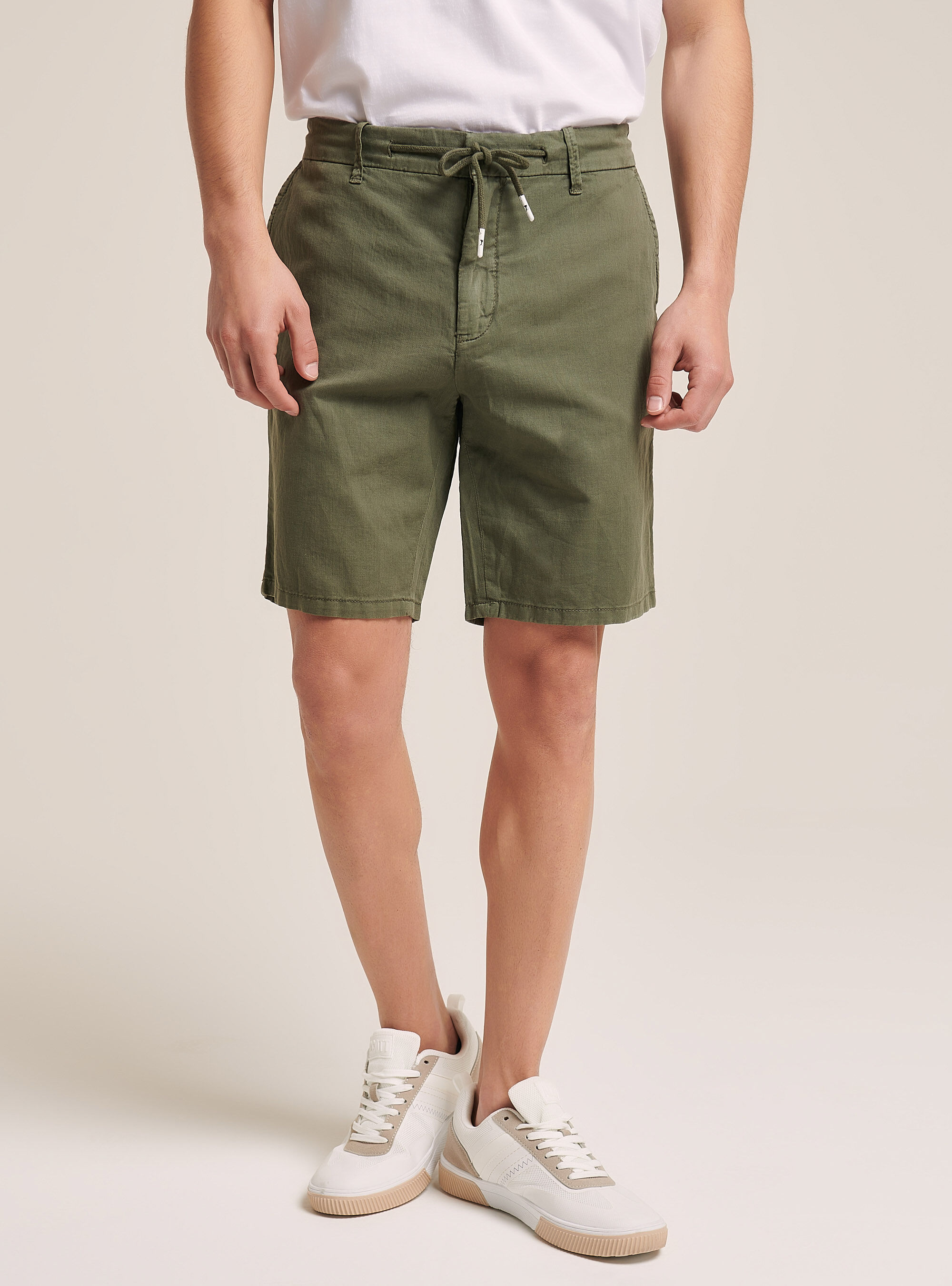 Bermuda in misto lino con coulisse in vita | Alcott | The Linen Shop Uomo