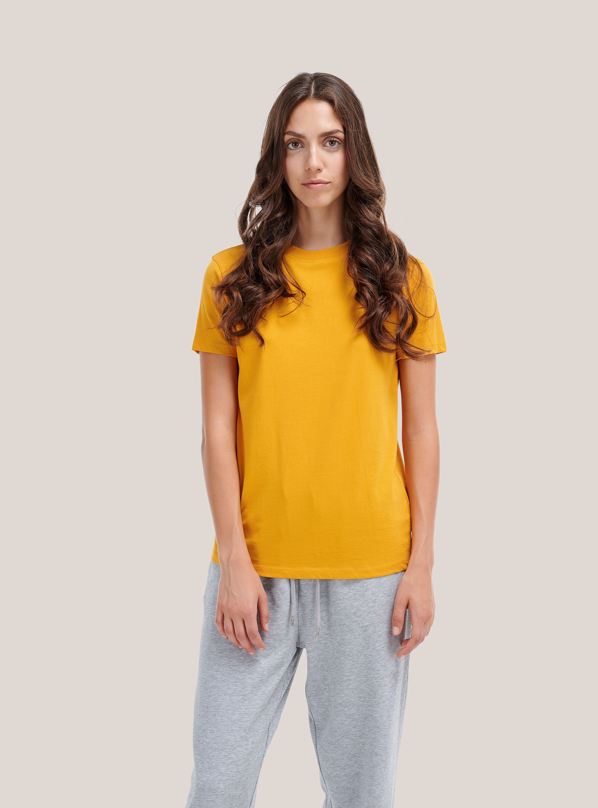 Maglietta tinta unita essential in cotone combed, C719 SENAPE