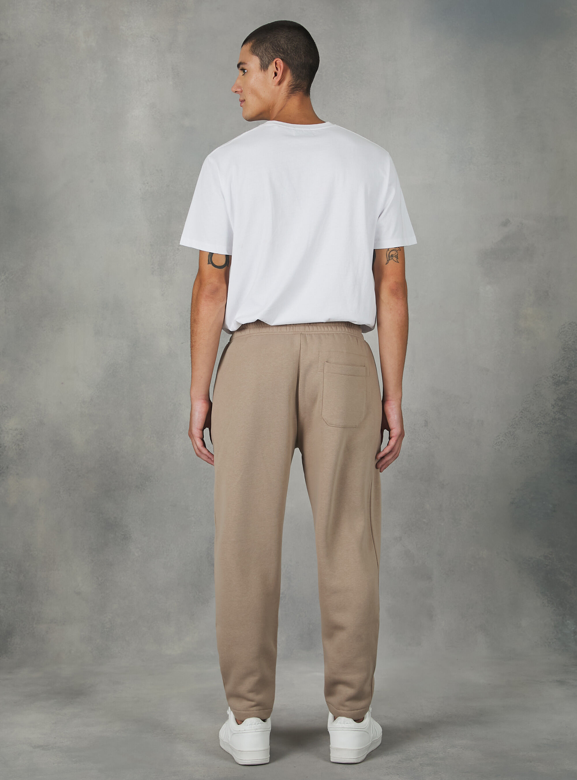 Jogger con estampado universitario, BG1 BEIGE DARK