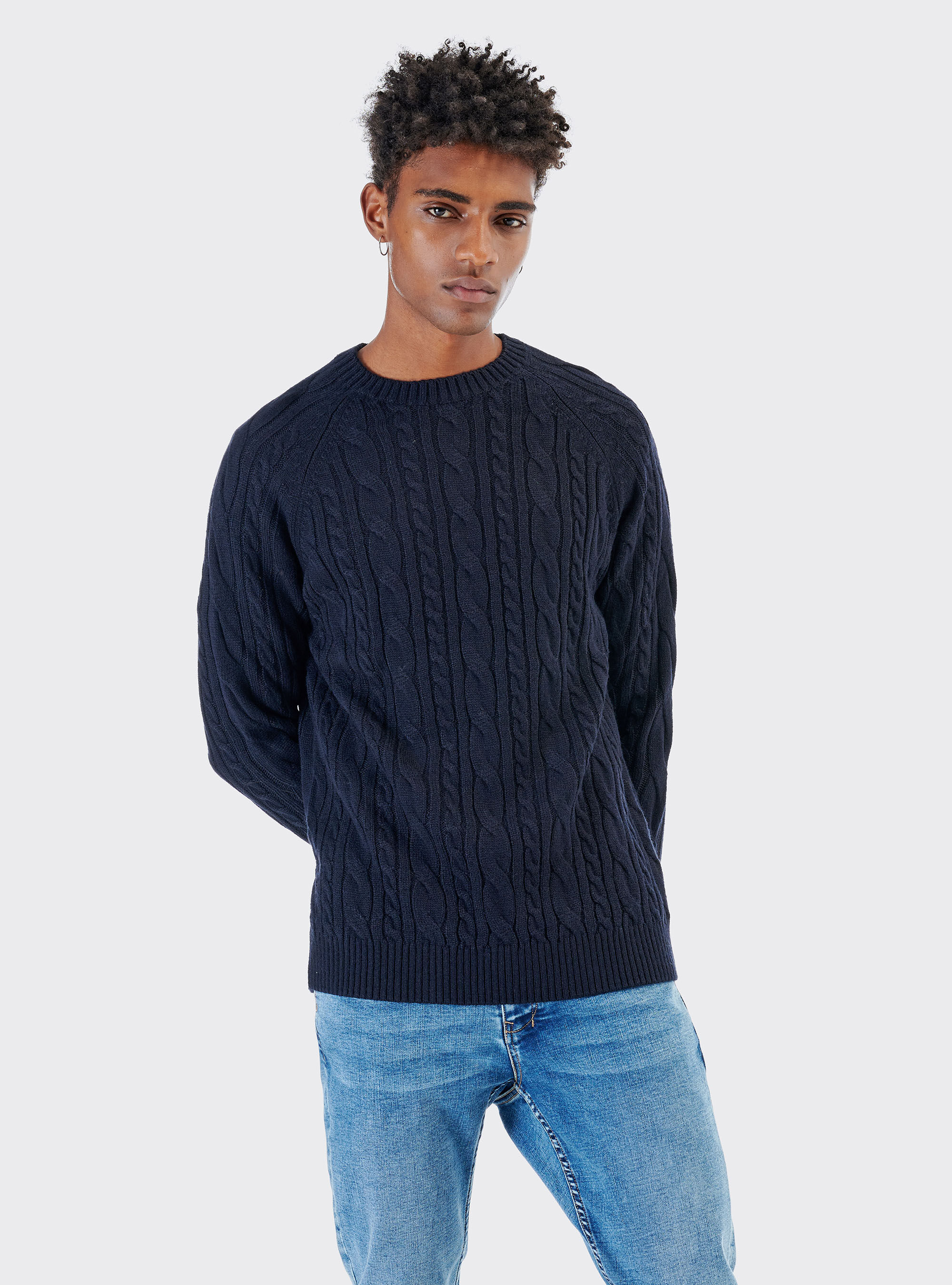 Pullover in misto lana con lavorazione a trecce, BLU MARINO