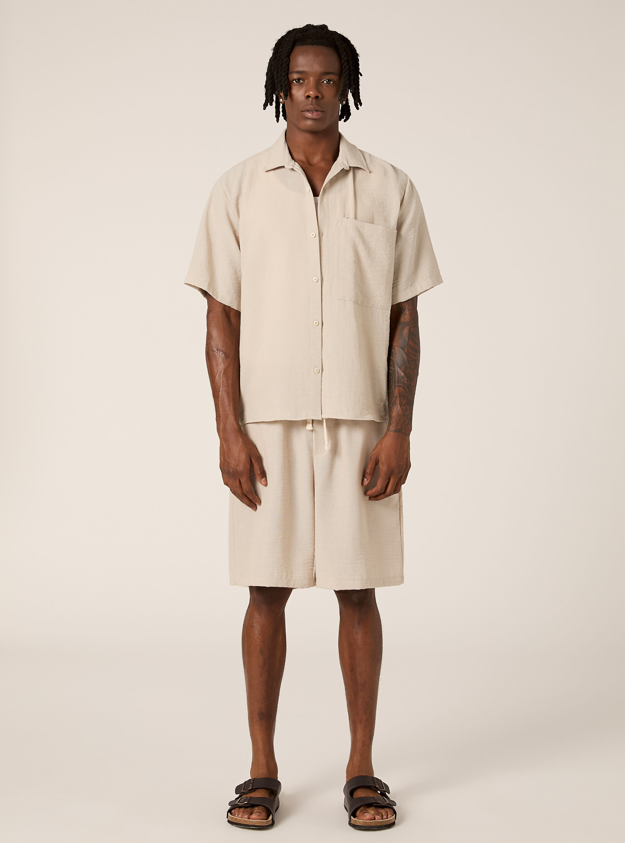 Bermudas ligeras con cintura de cord&oacute;n ajustable, BG2 BEIGE MEDIUM