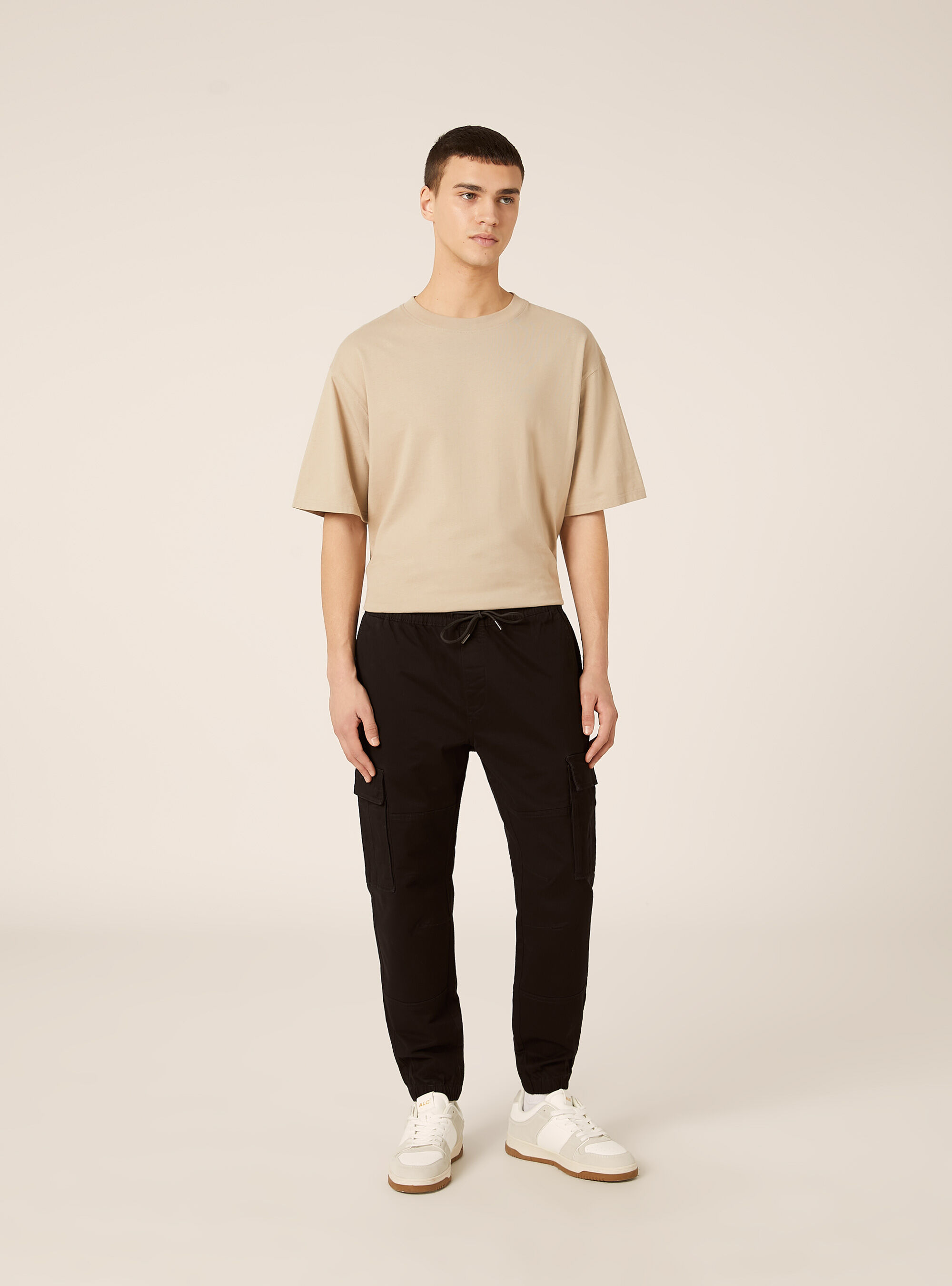 Jogger in twill stretch con tasconi, BK1 BLACK