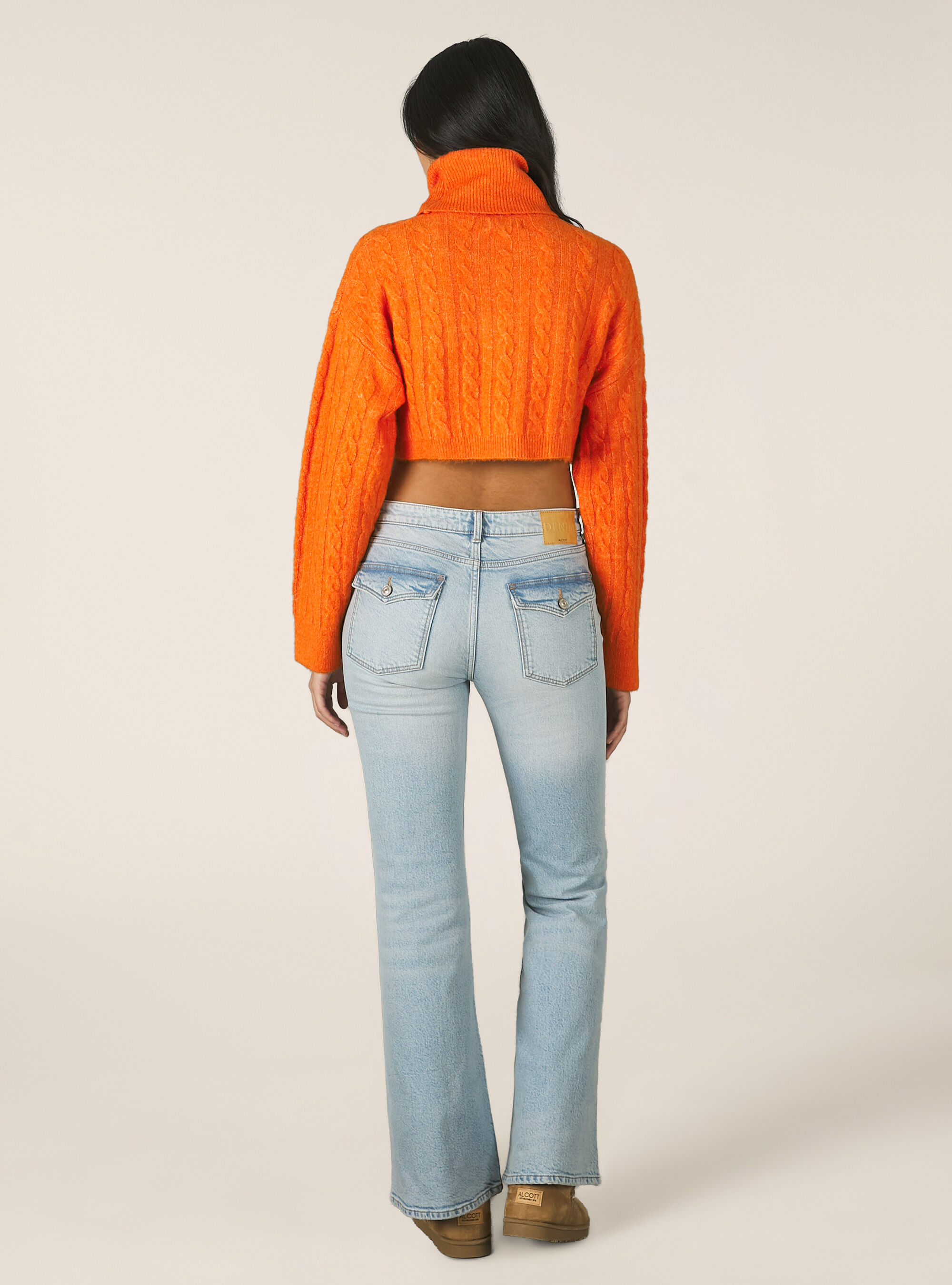 Cropped turtleneck pullover, OR2 ORANGE MED.