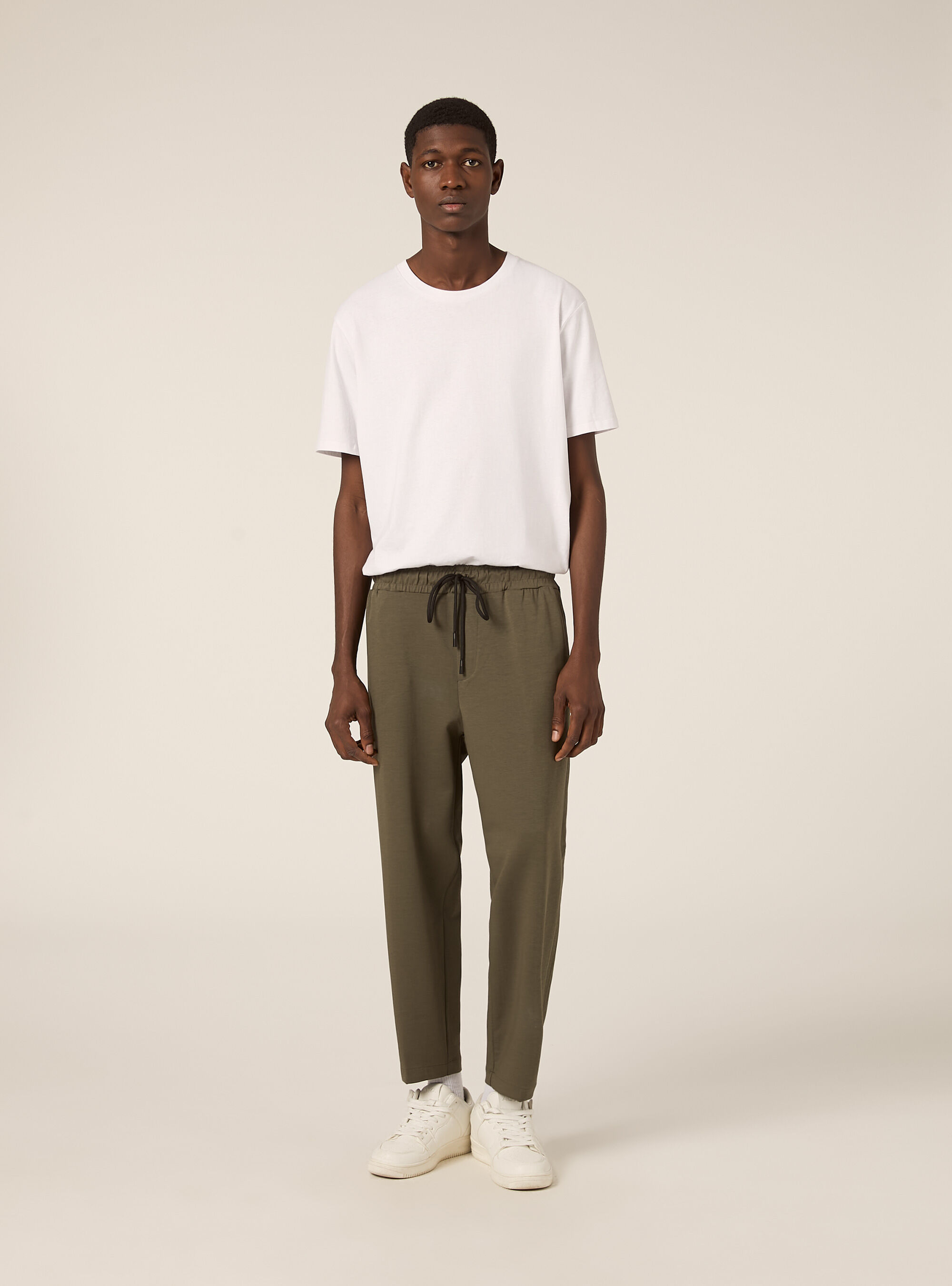 Jogger carrot fit in neoprene