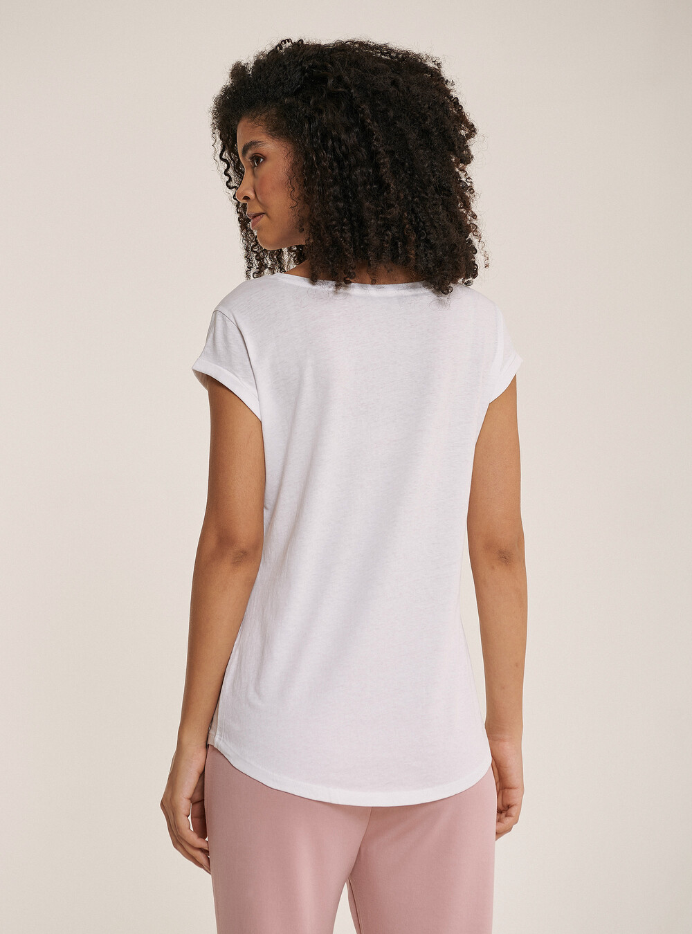 Essential cotton t-shirt with breast pocket