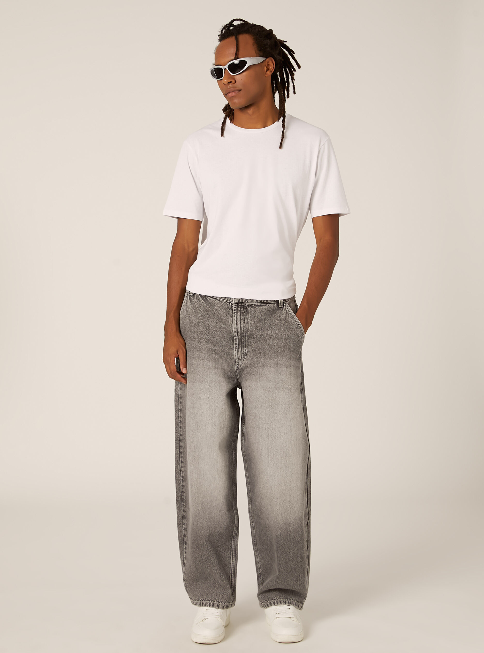 Vaqueros skater de corte holgado