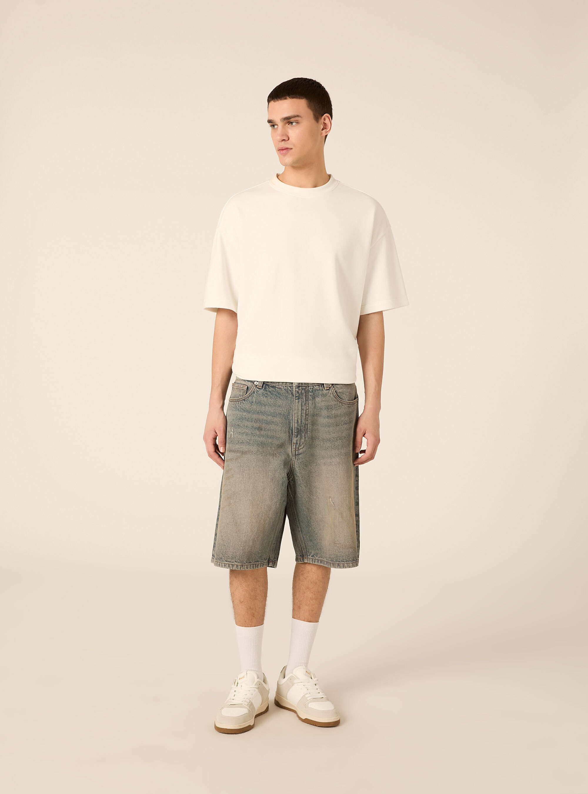 Bermuda jort fit  in denim