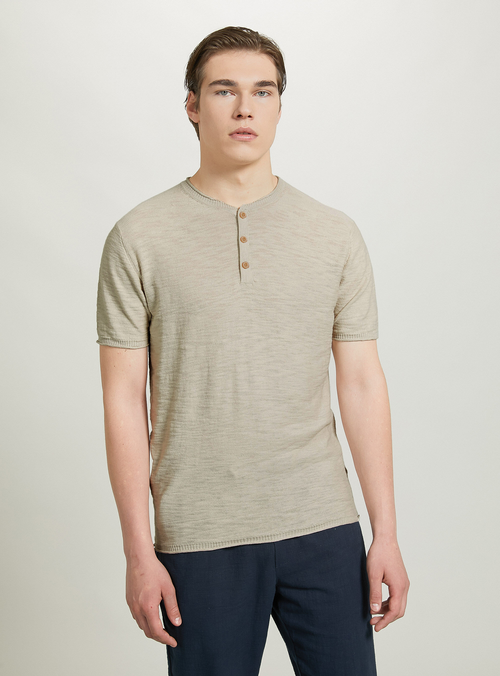 Short-sleeved pullover with seraphim collar, BG3 BEIGE LIGHT