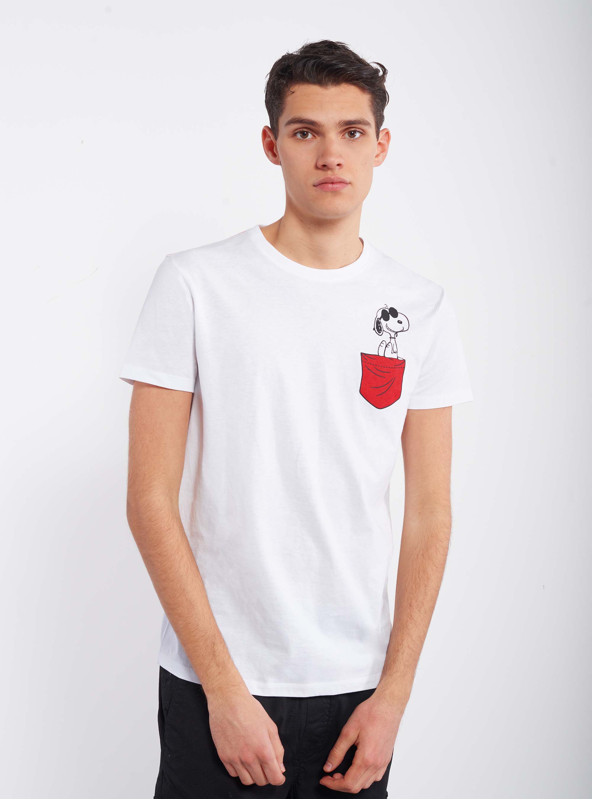 Camiseta snoopy best sale hombre