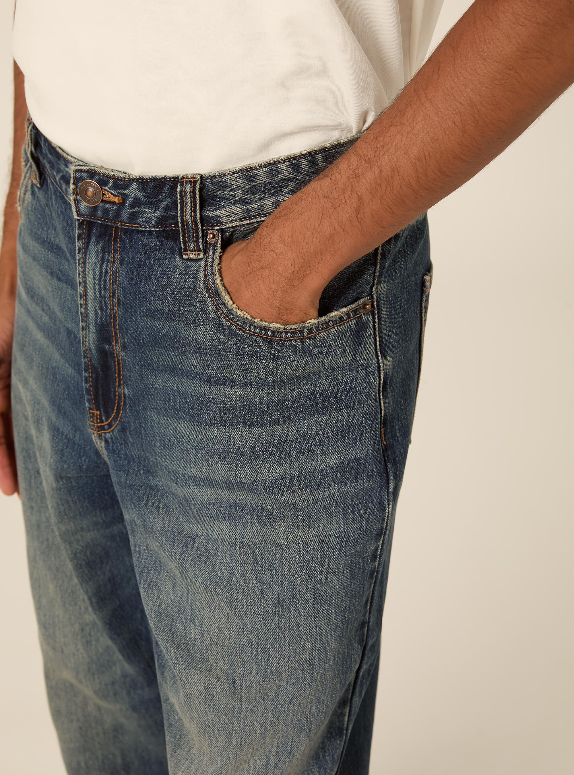 Pantalone in denim tapered fit, D100 BLUE DARK OVERDYE