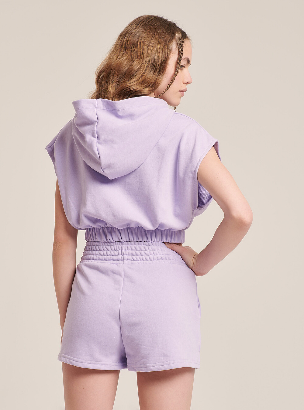 Felpa cropped smanicata con cappuccio