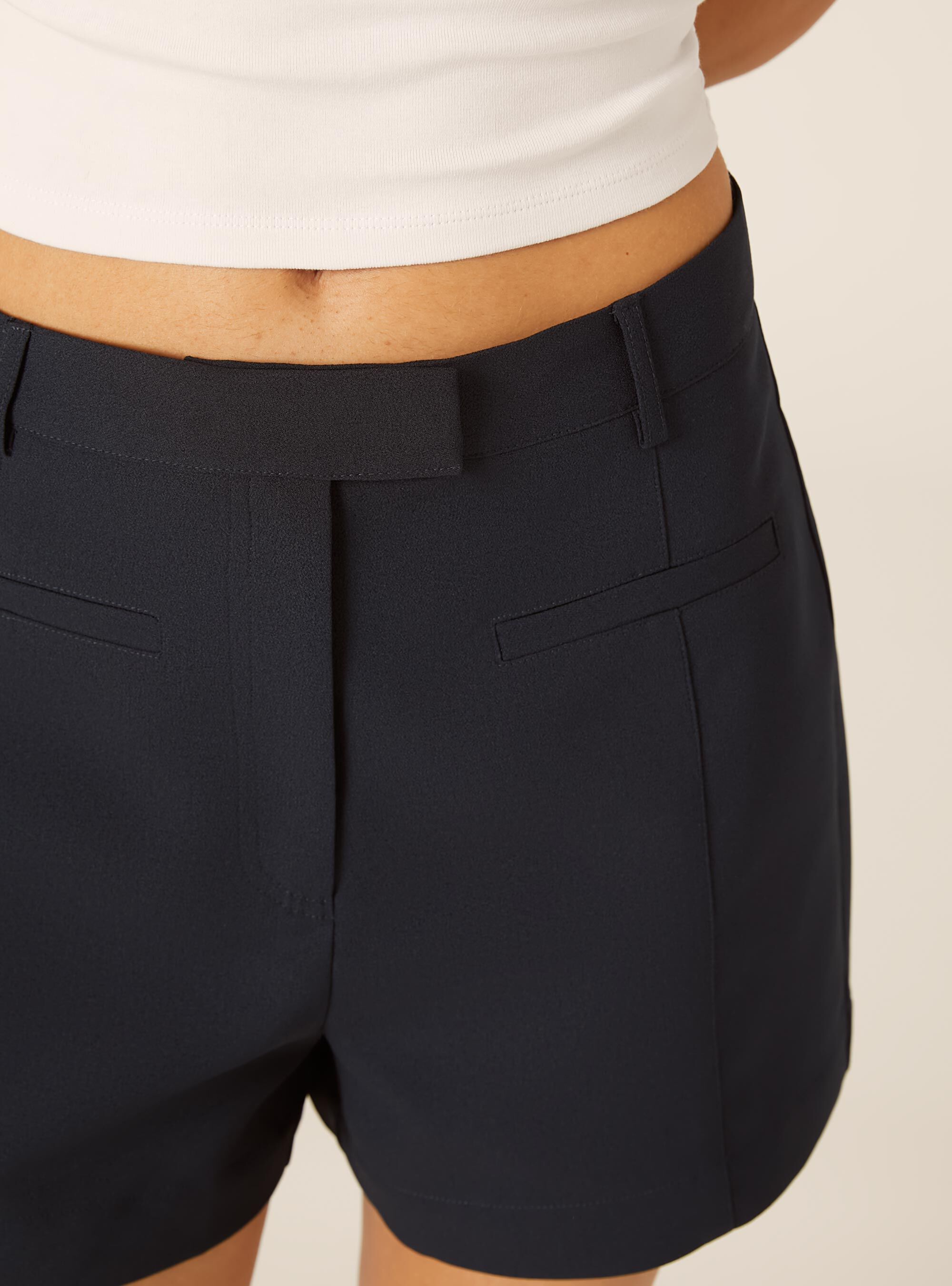 Shorts corto in crepe, NAVY MEDIO