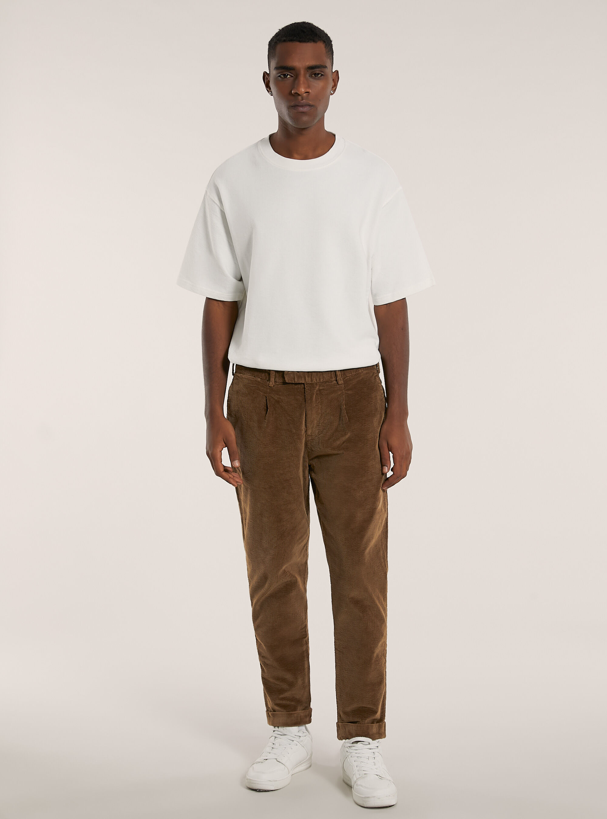 Corduroy chinos, TB2 TOBACCO MEDIUM