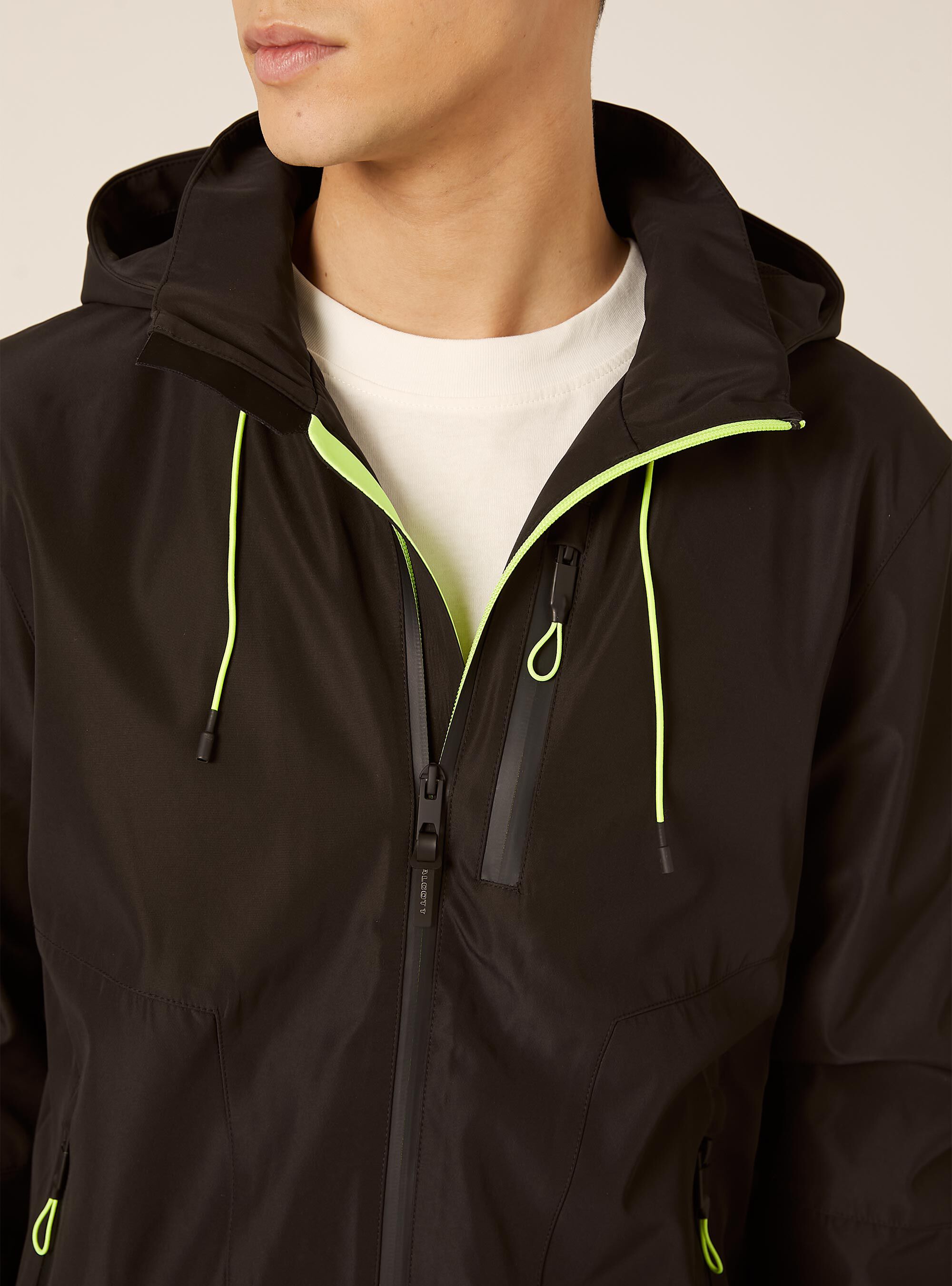 Bomber antivento con cappuccio, BK1 BLACK