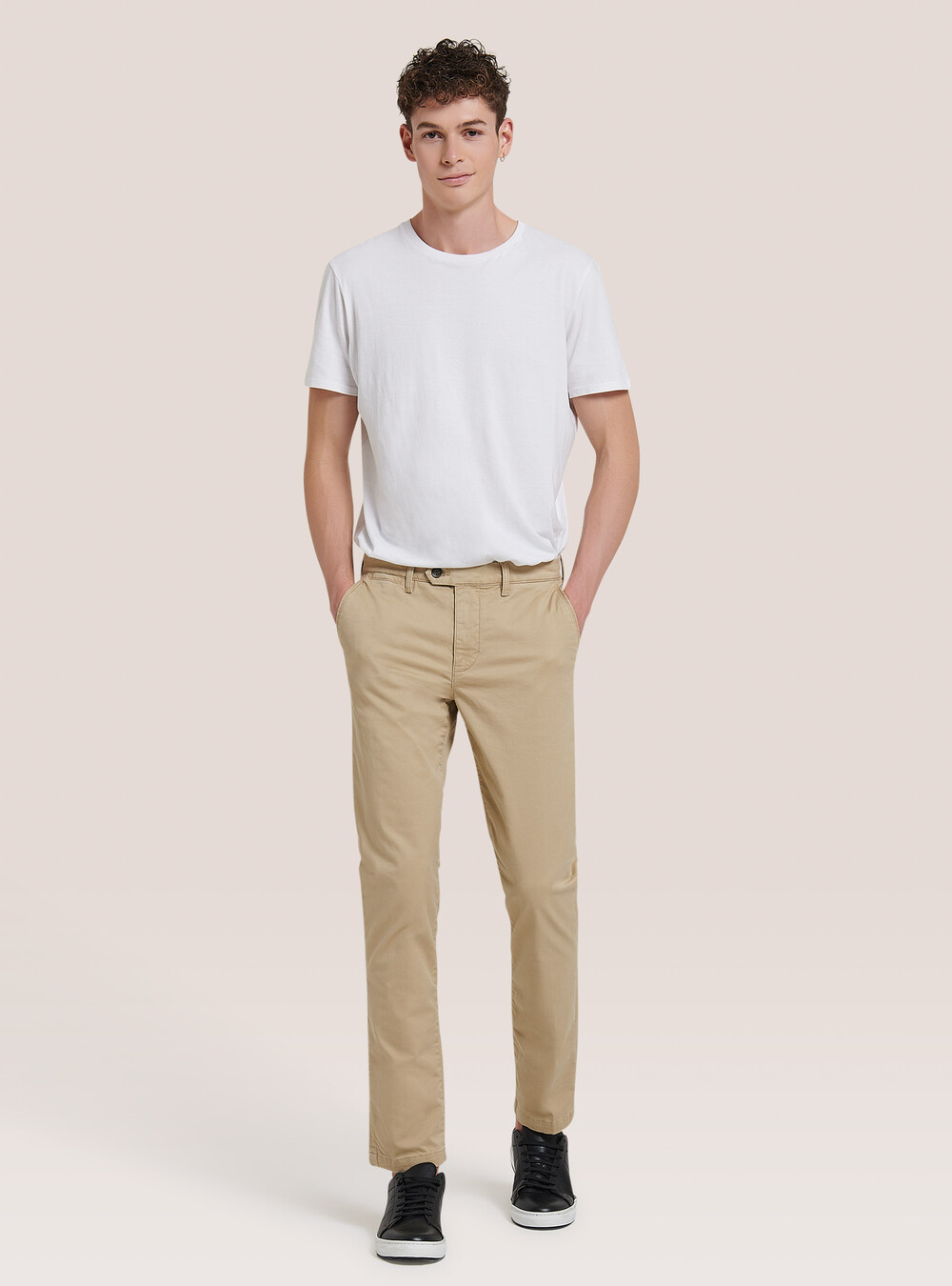 Pantaloni chinos classici in cotone
