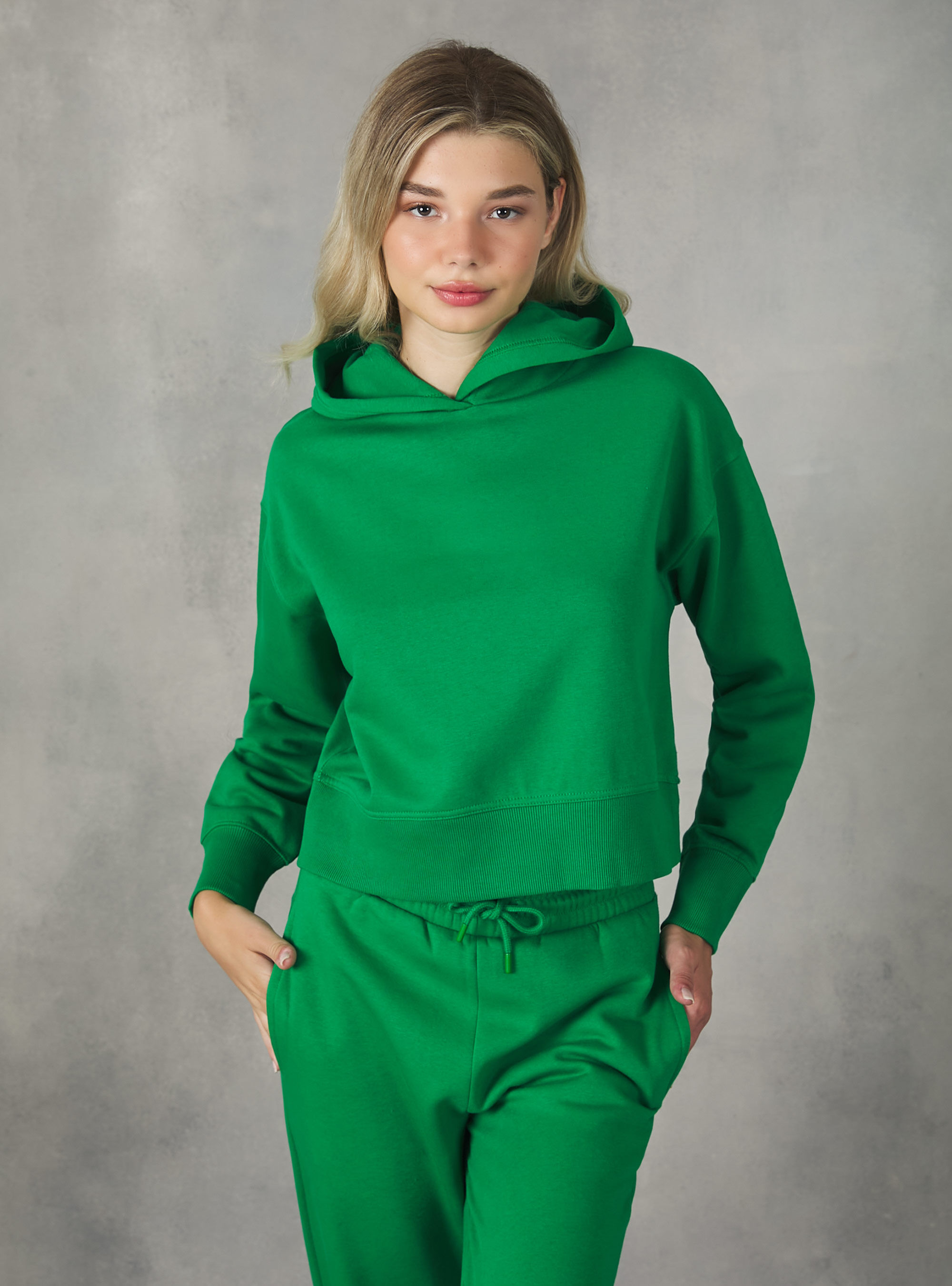 Sweat court hotsell a capuche