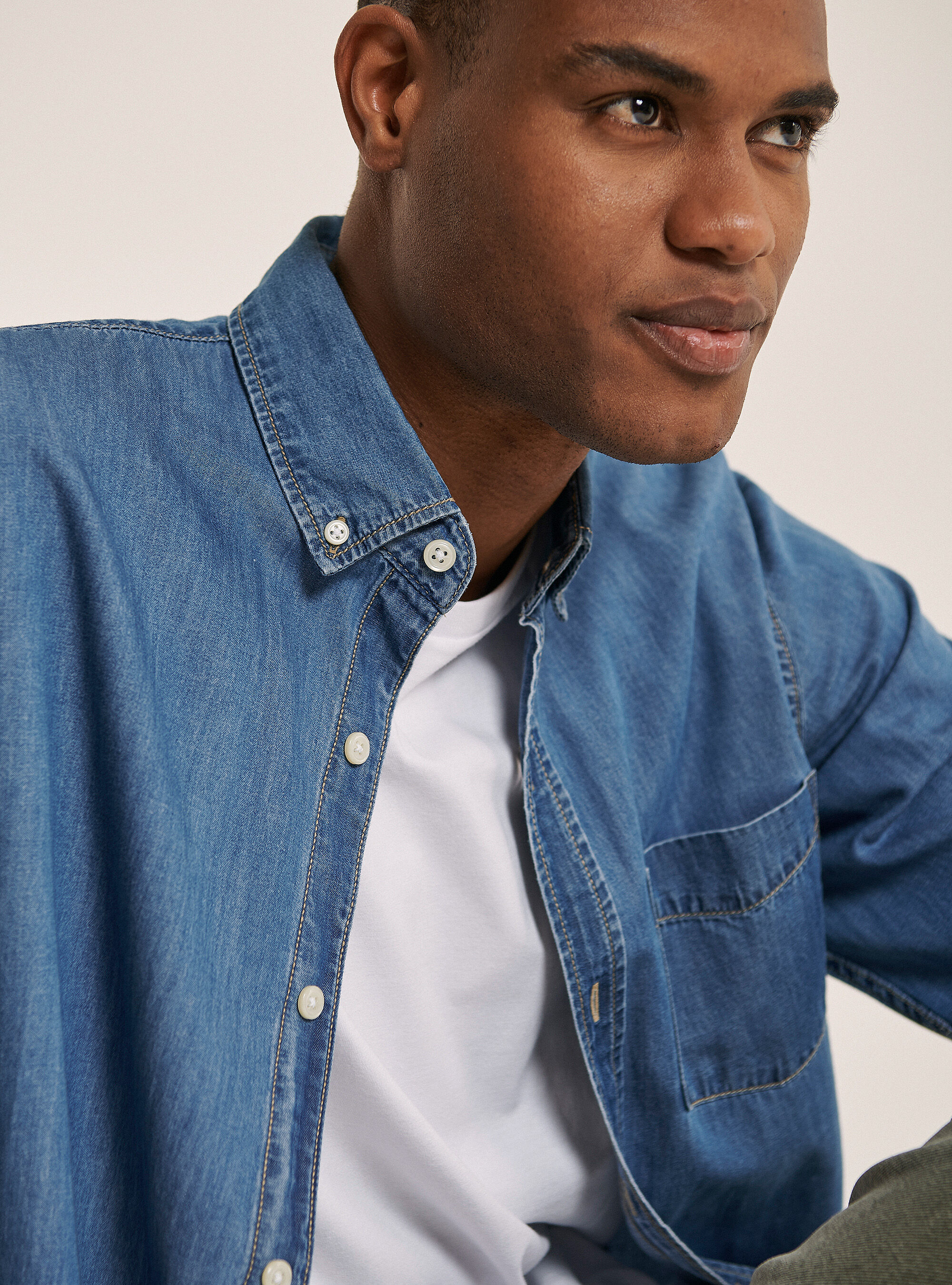 Denim shirt with button down collar