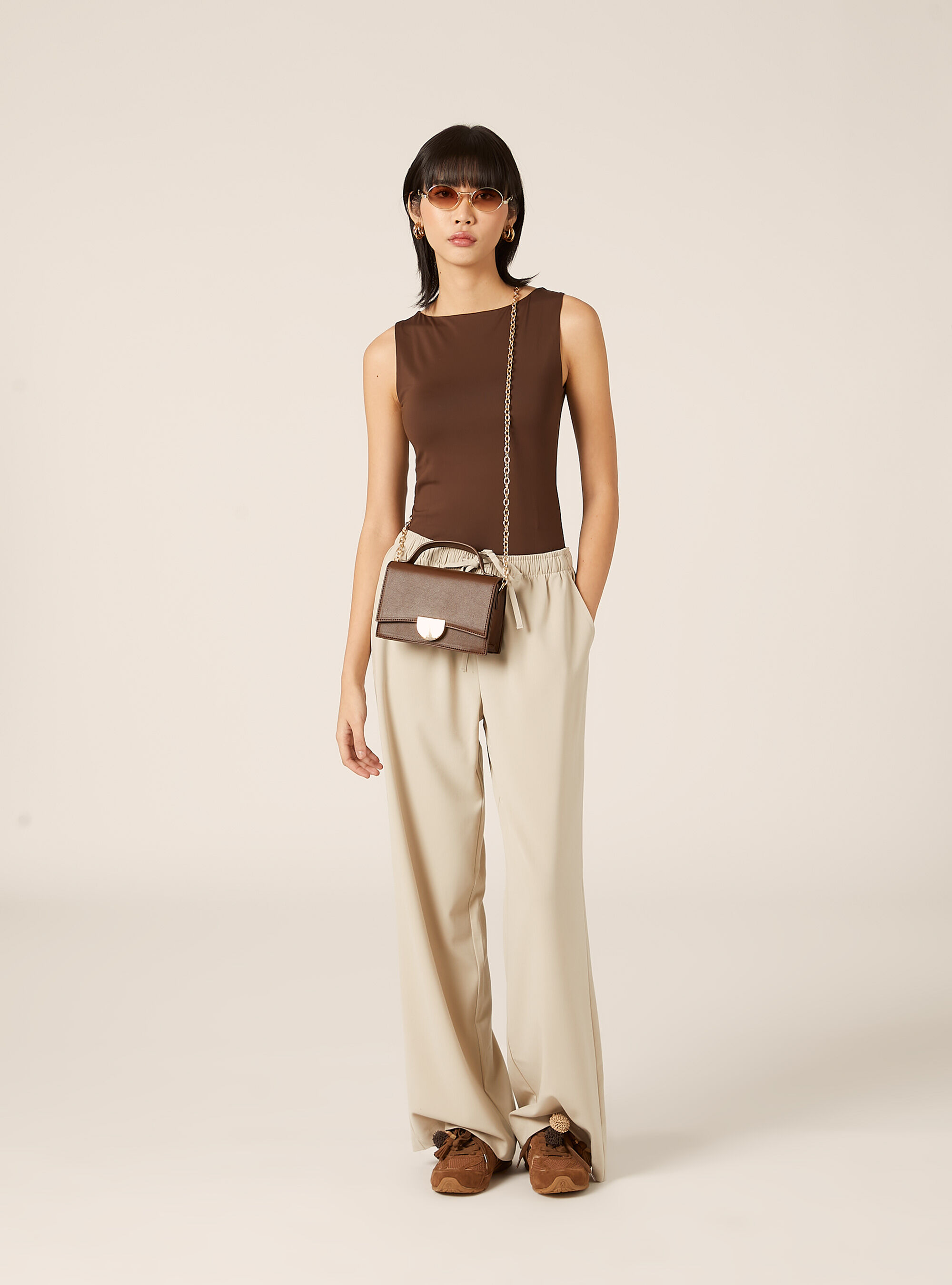 Body con scollo a barchetta