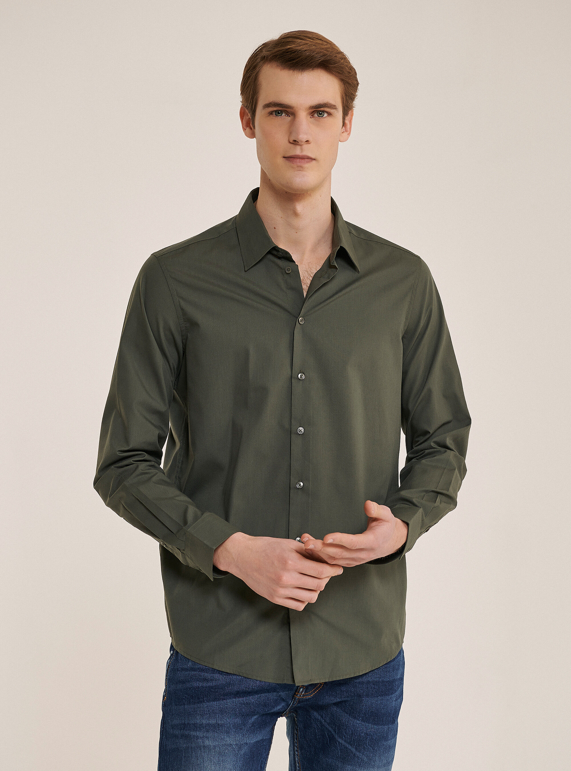 Camicia a manica lunga in tinta unita, C6603 KAKY