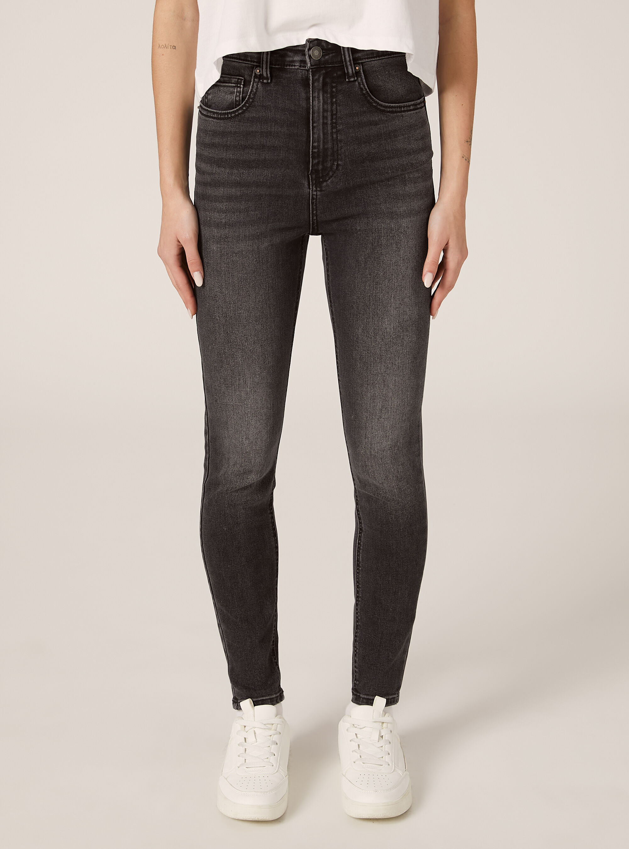 Vaqueros pitillo de cintura muy alta