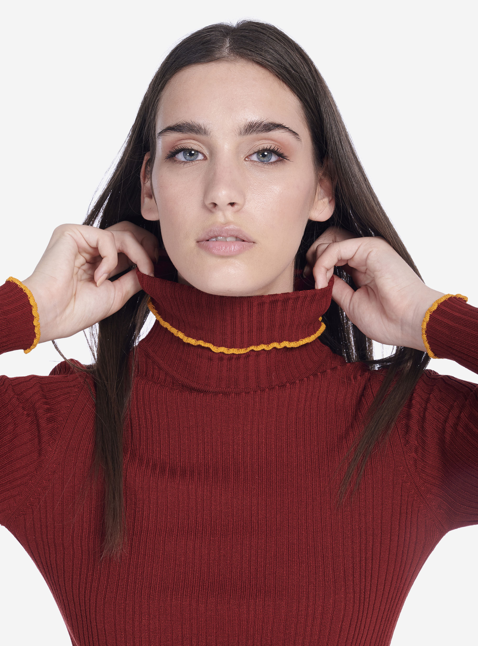 HIGH-NECKED PULLOVER WITH WAVY ENDS, DARK ORANGE