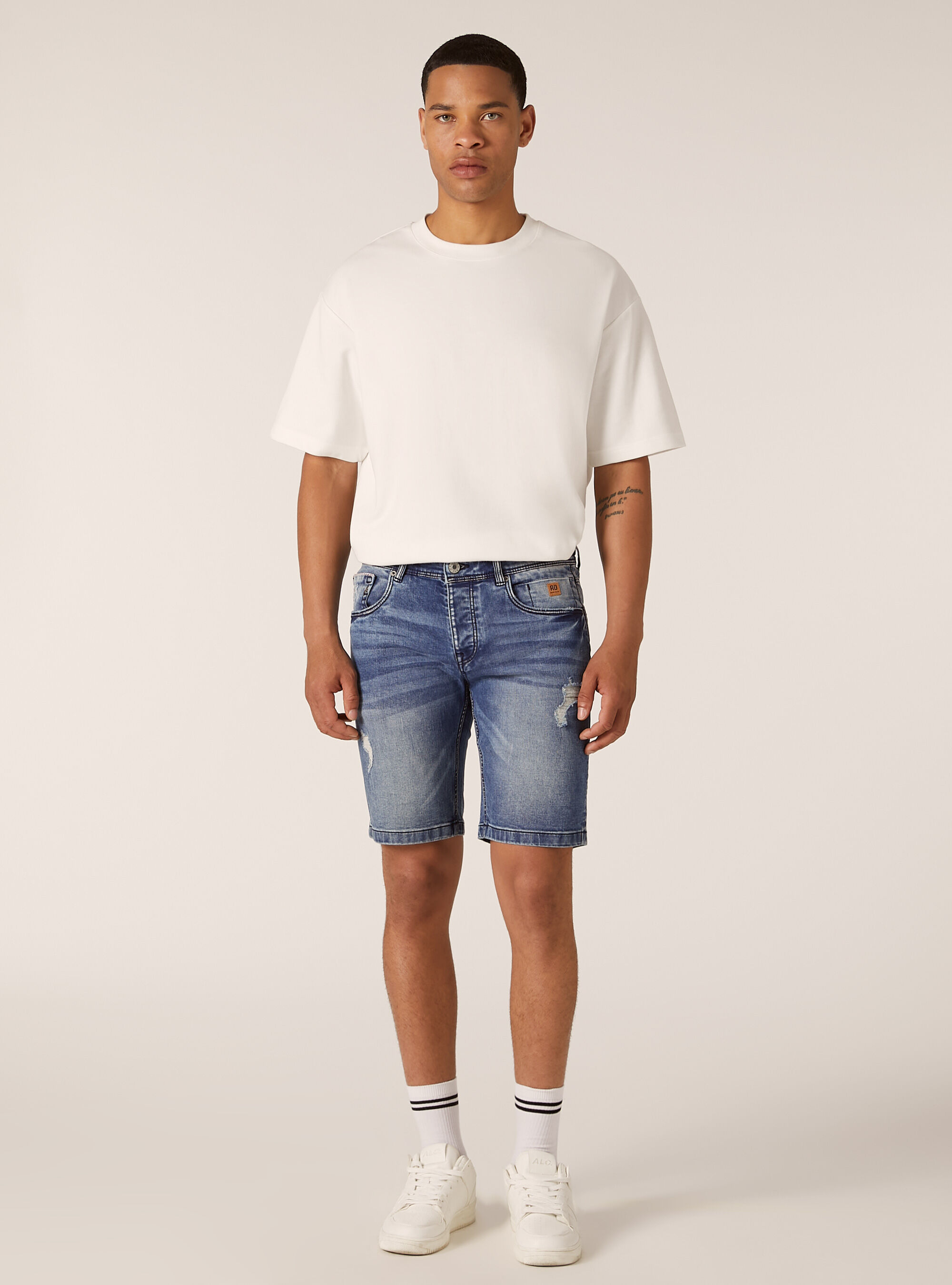 Skinny Fit Denim Bermuda Shorts, D005 LIGHT BLUE