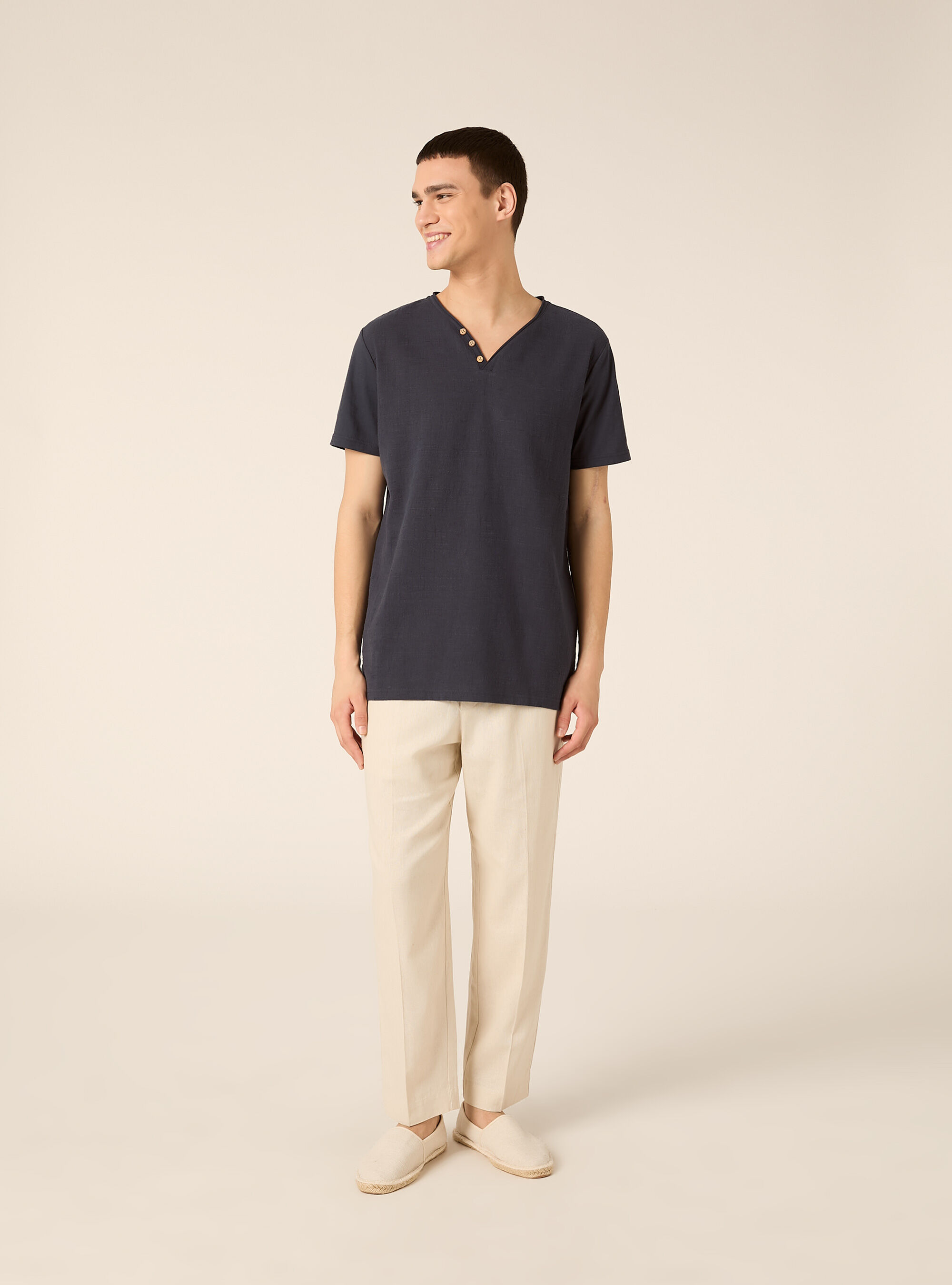 V-neck linen blend T-shirt