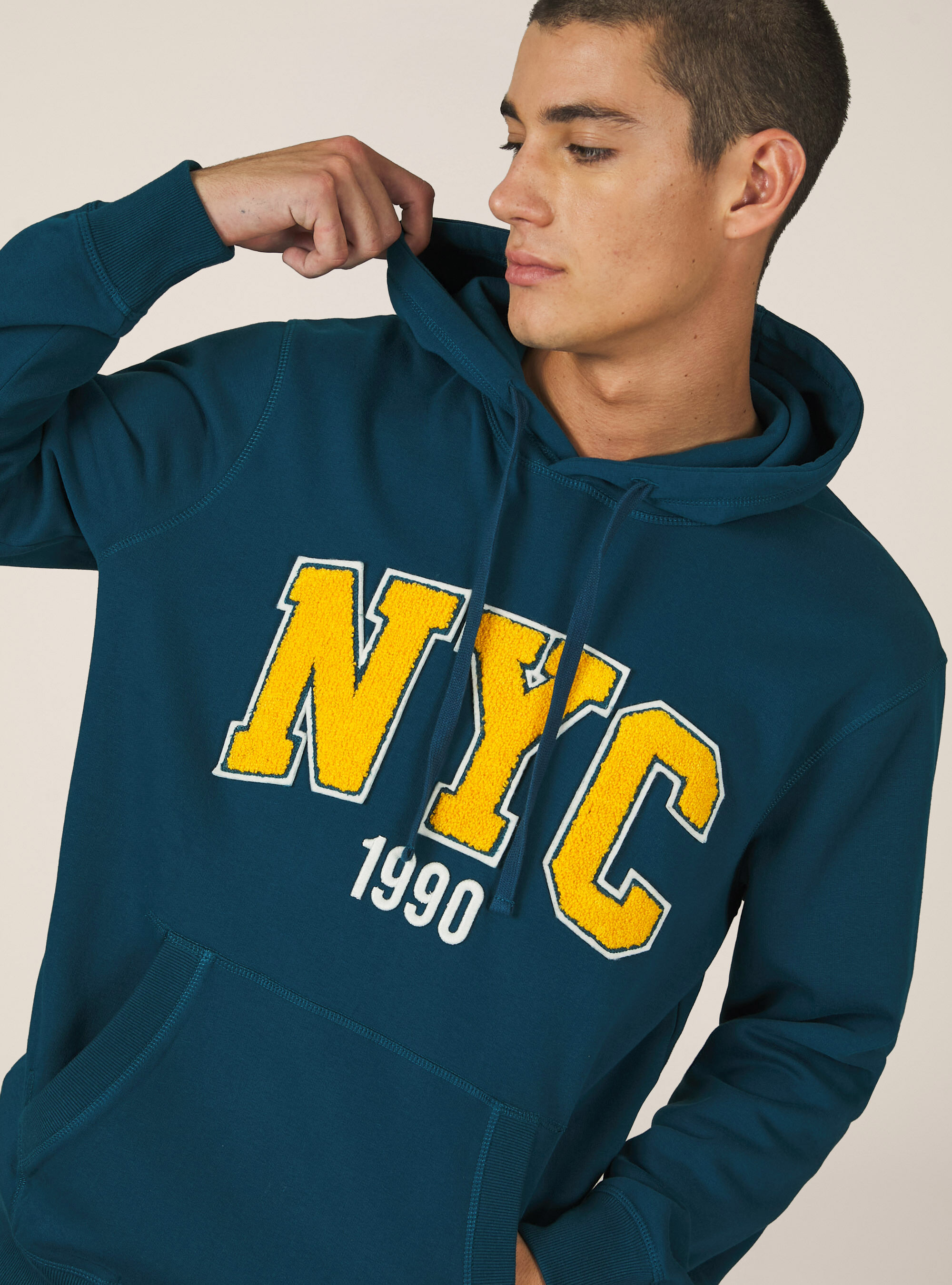 Felpa con cappuccio con patch ricamato, OB2 BLUE OIL MED.