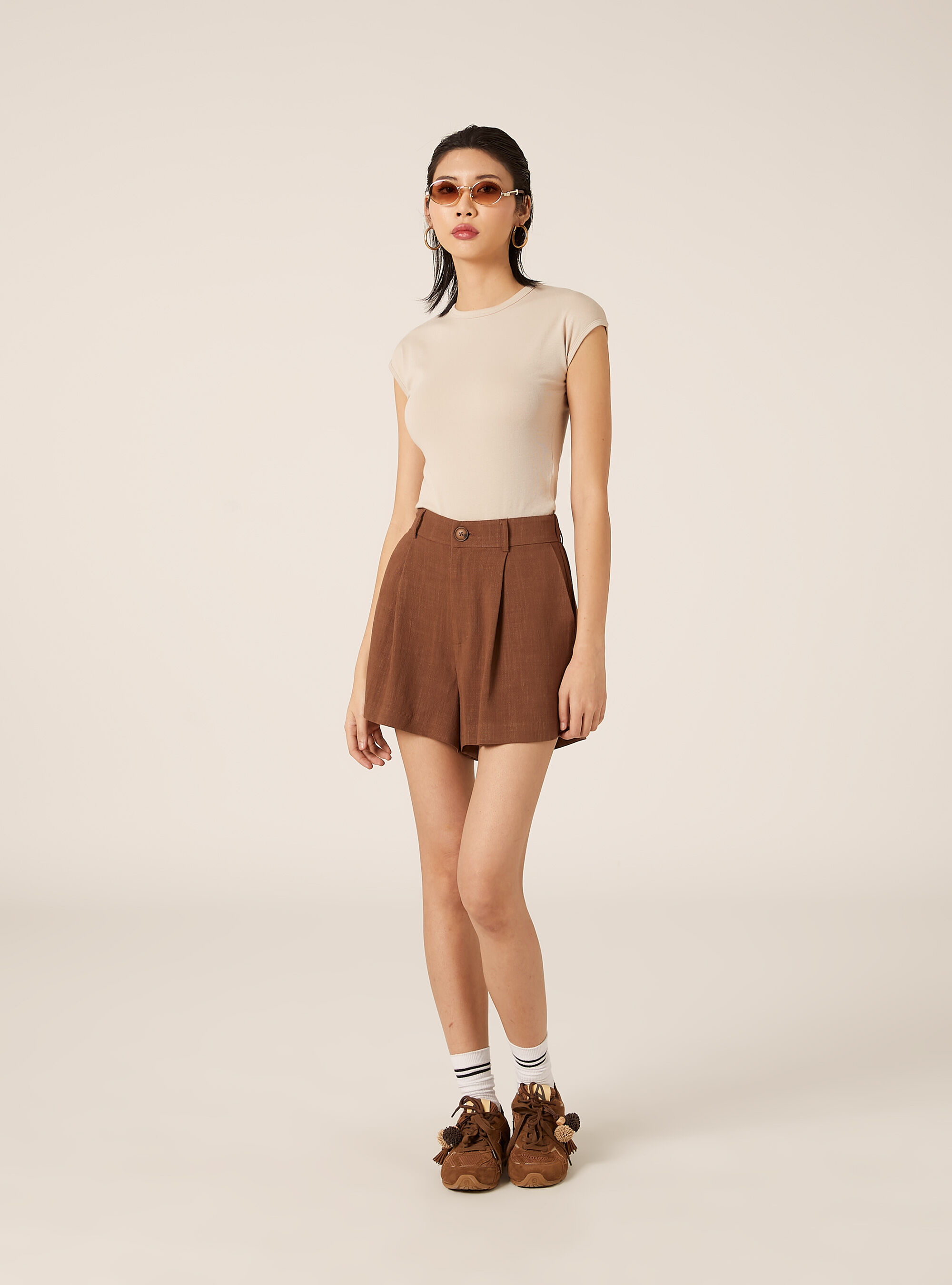 Shorts morbidi in misto lino