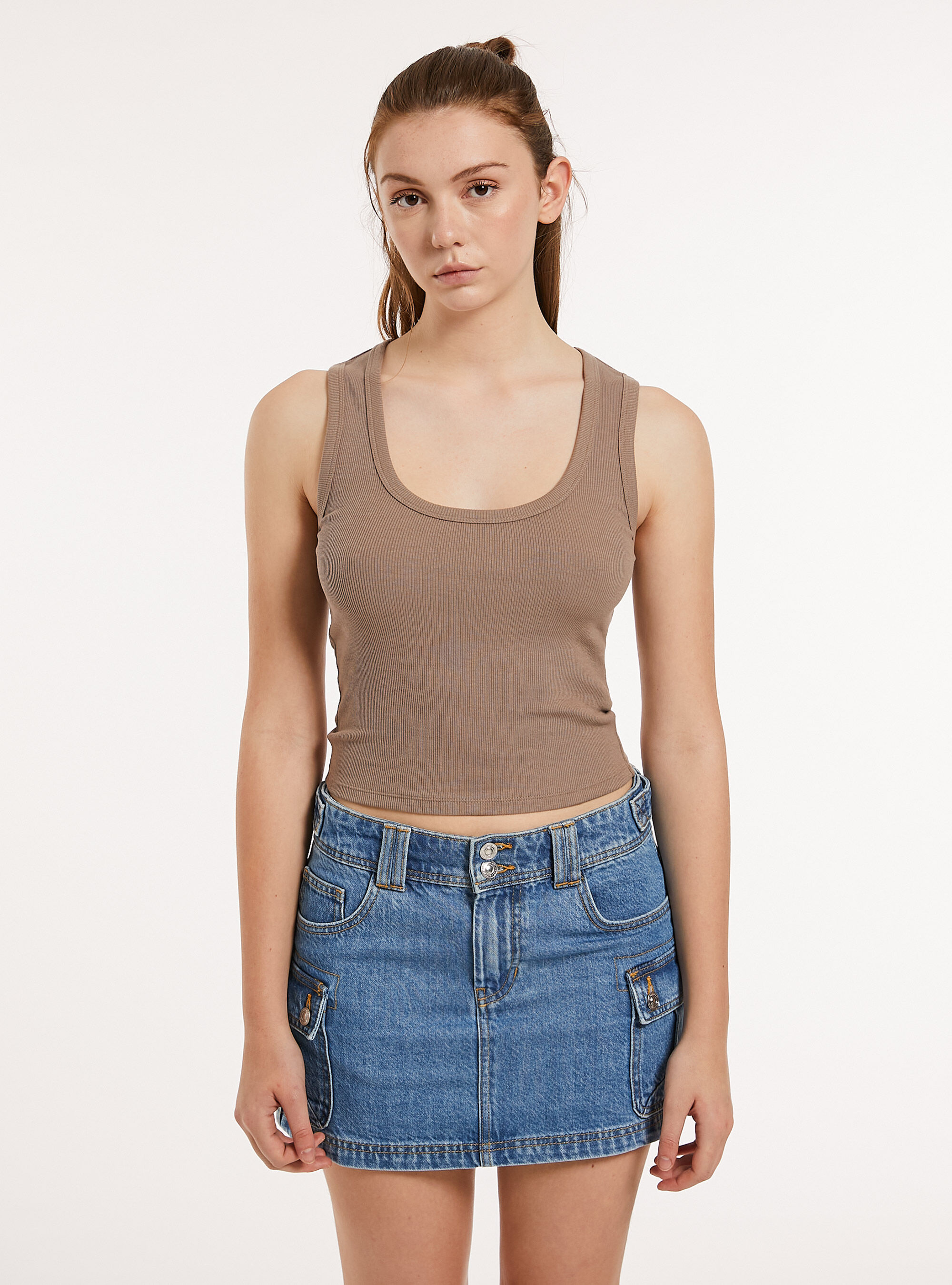 Canotta basica con scollo a costine, BG3 BEIGE LIGHT