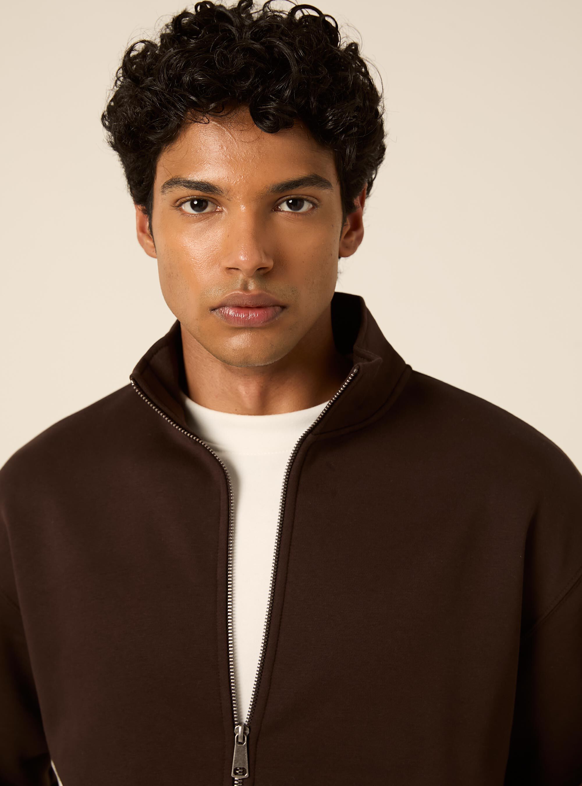 Cardigan con cerniera mezzocollo, BR1 BROWN DARK