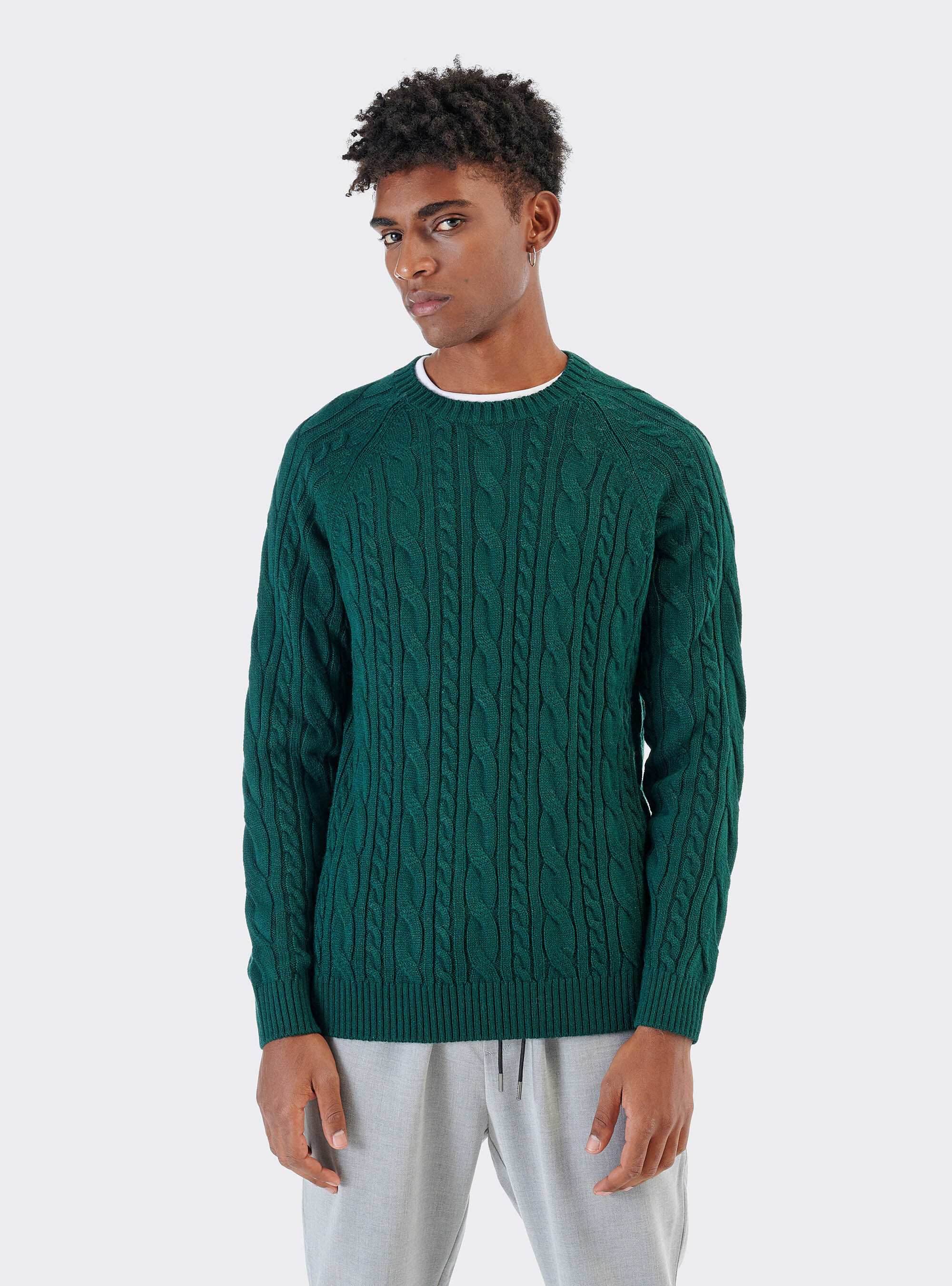 Pullover in misto lana con lavorazione a trecce, C0640 GREEN BOTTLE
