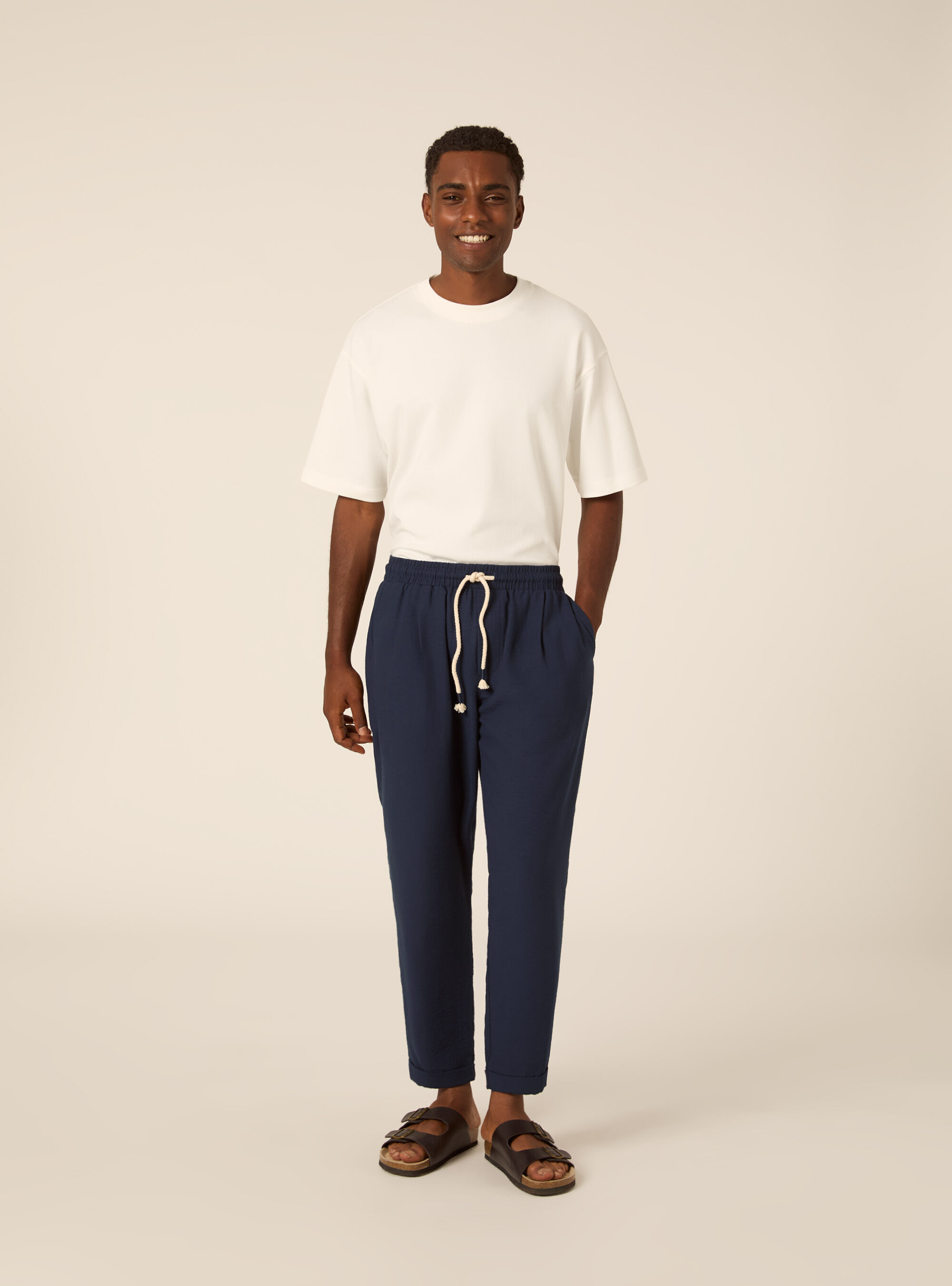 Pantalaccio basico con elastico in vita e coulisse