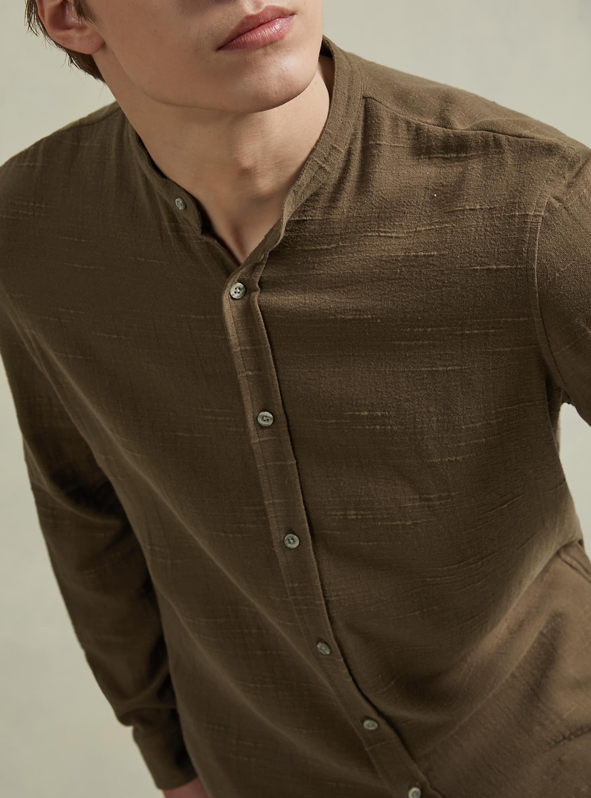 Linen blend shirt with Korean collar, TB1 TOBACCO DARK