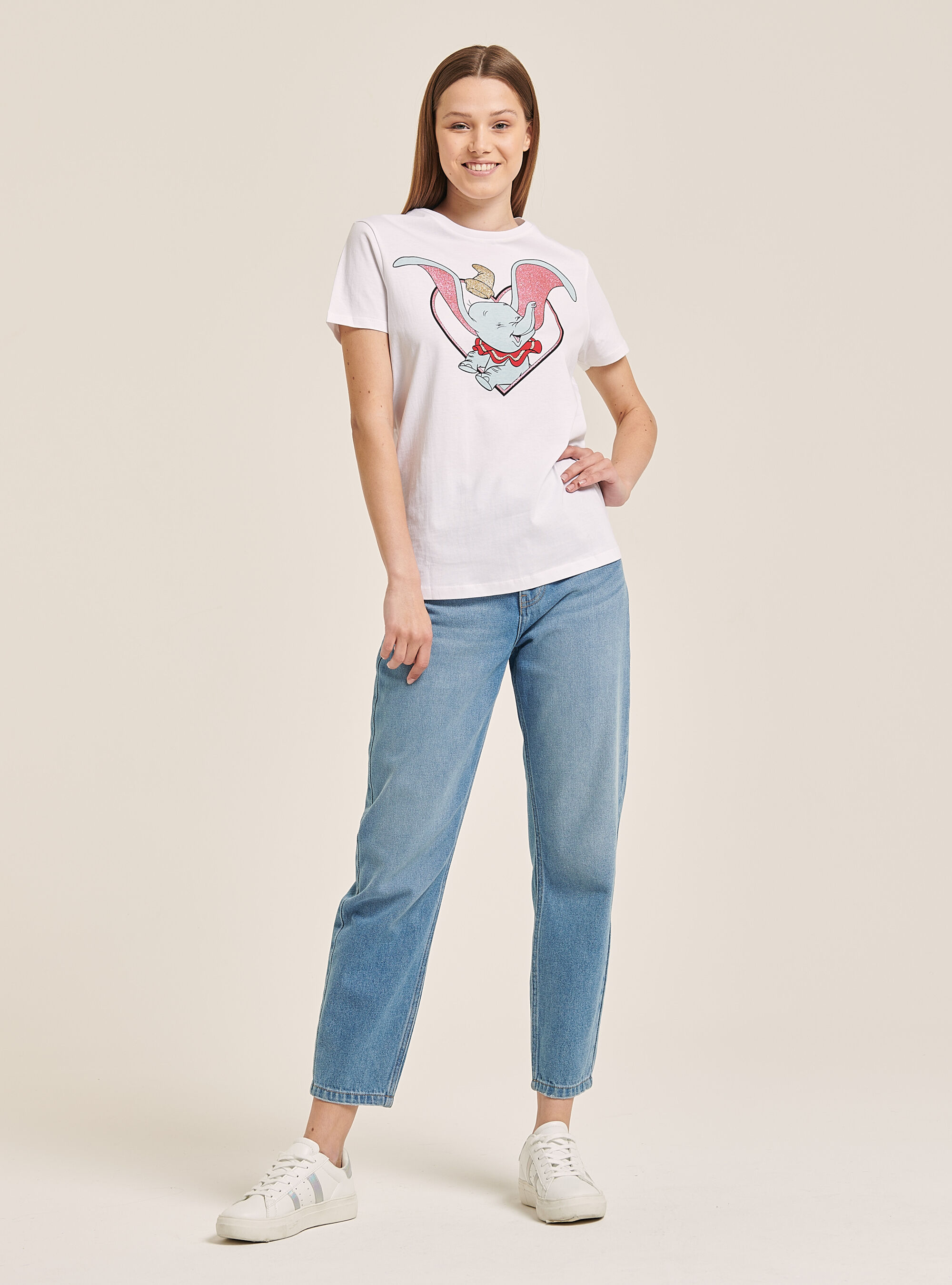 Camiseta Dumbo por Alcott