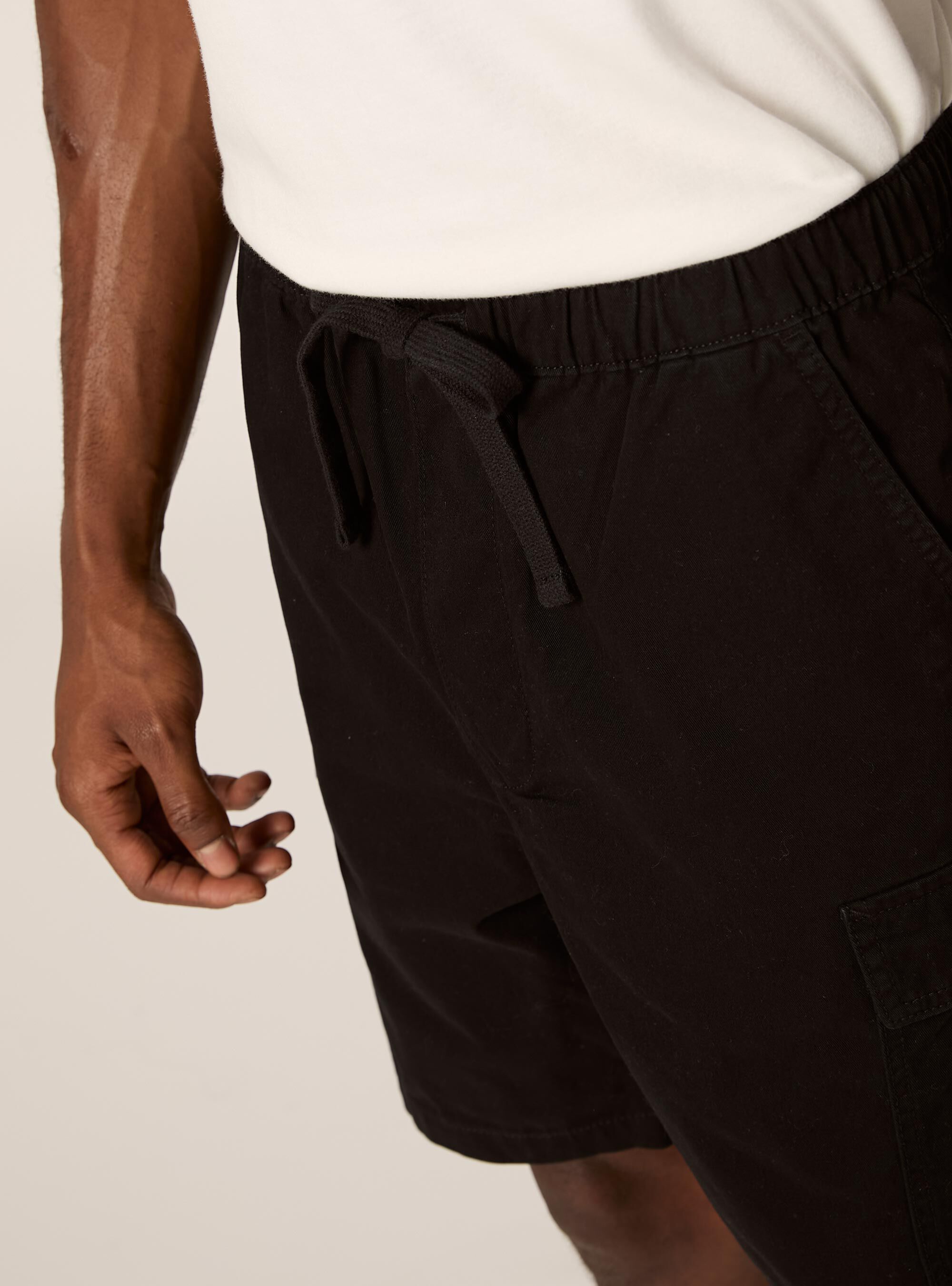 Cargo-Bermudashorts aus Twill mit Kordelzug, BK1 BLACK