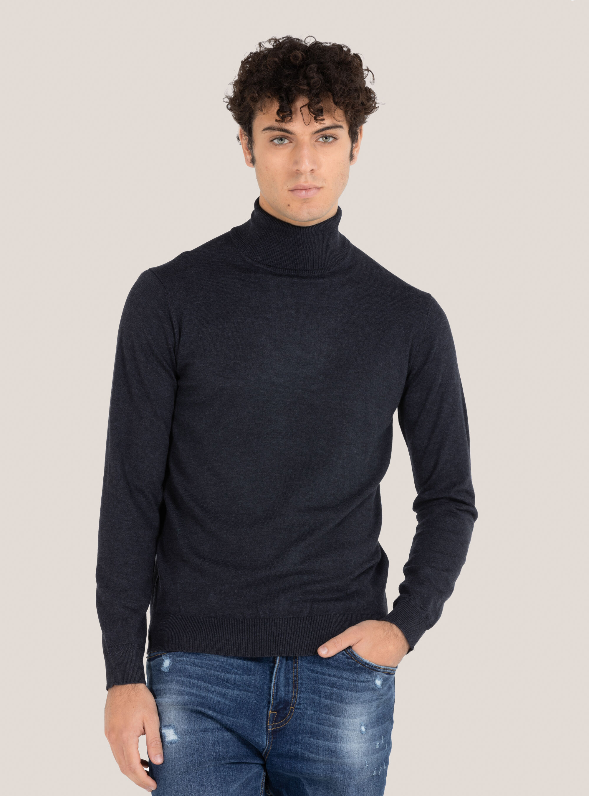 Sustainable turtleneck hotsell