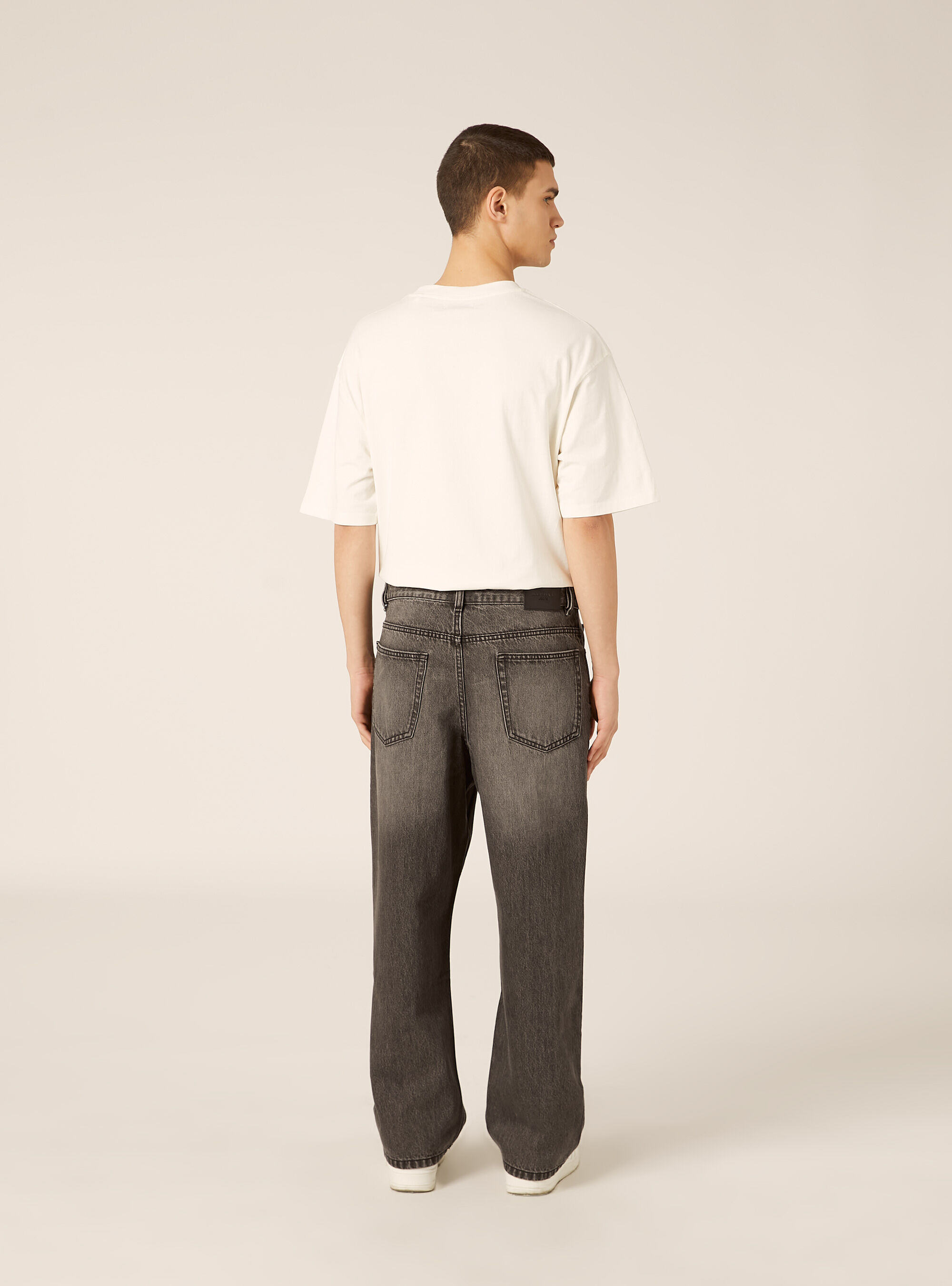 Pantaloni straight fit in denim, D000 BLACK
