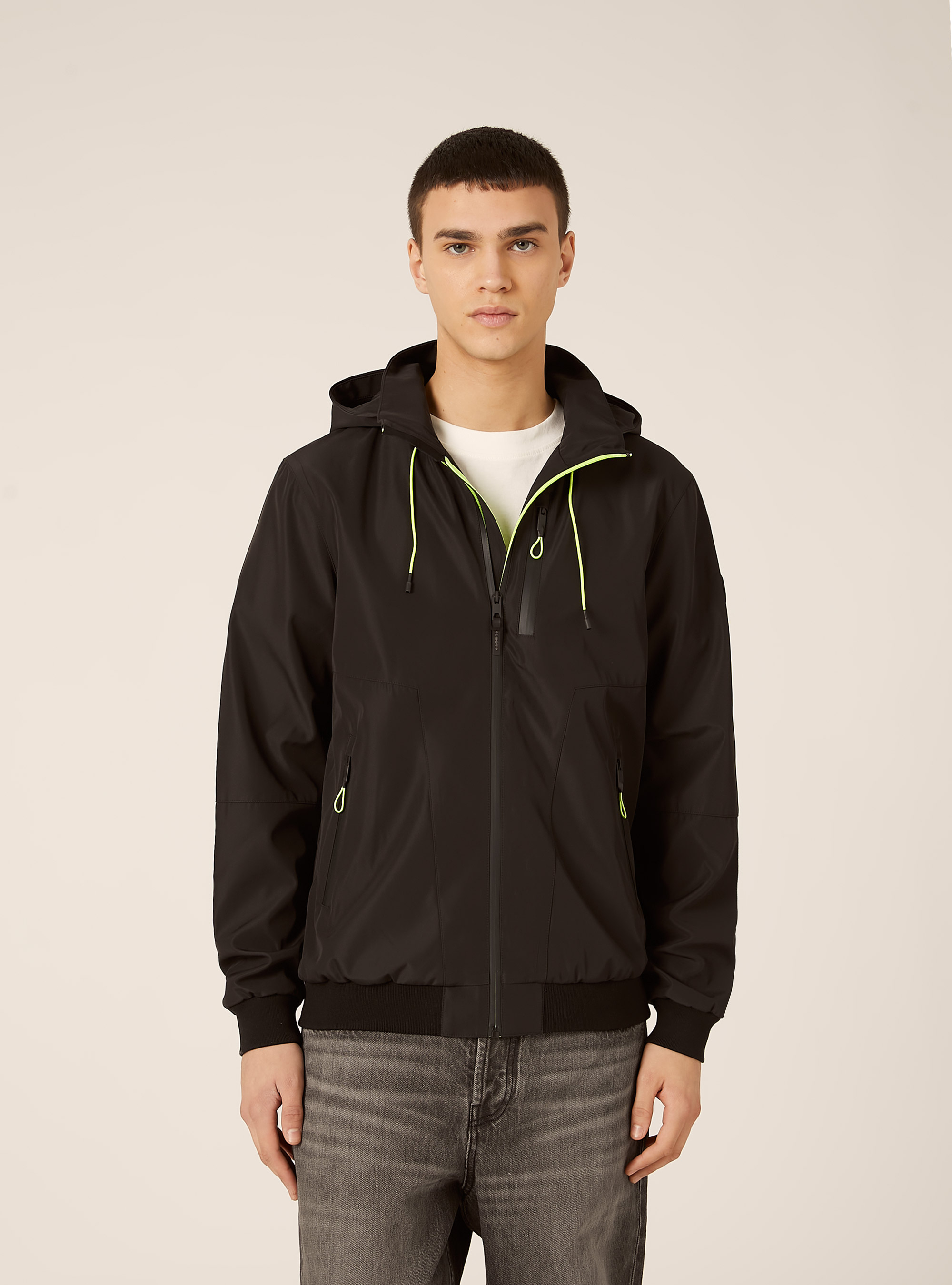 Bomber antivento con cappuccio, BK1 BLACK