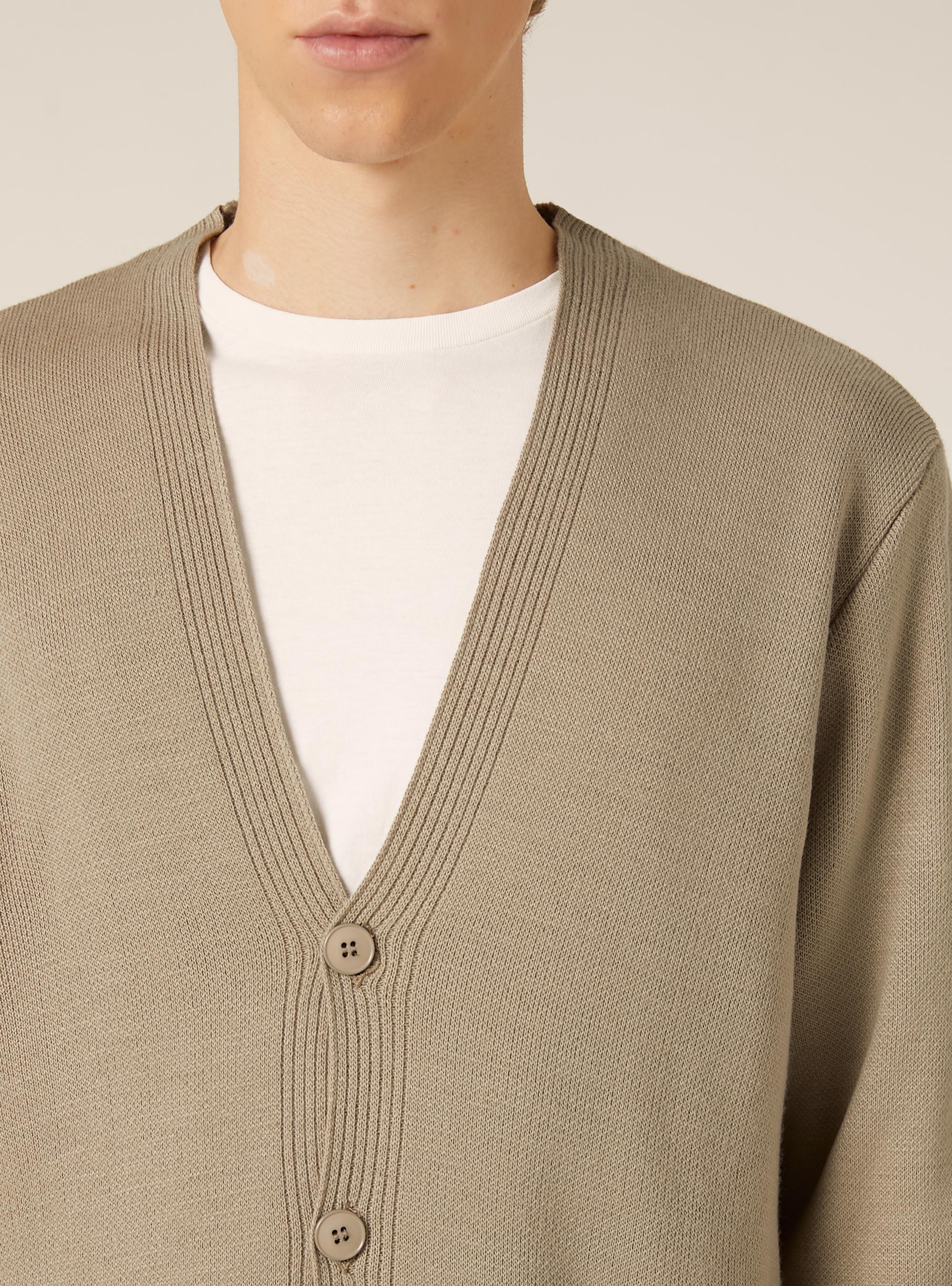 Knitted cardigan with V-neck, BG1 BEIGE DARK