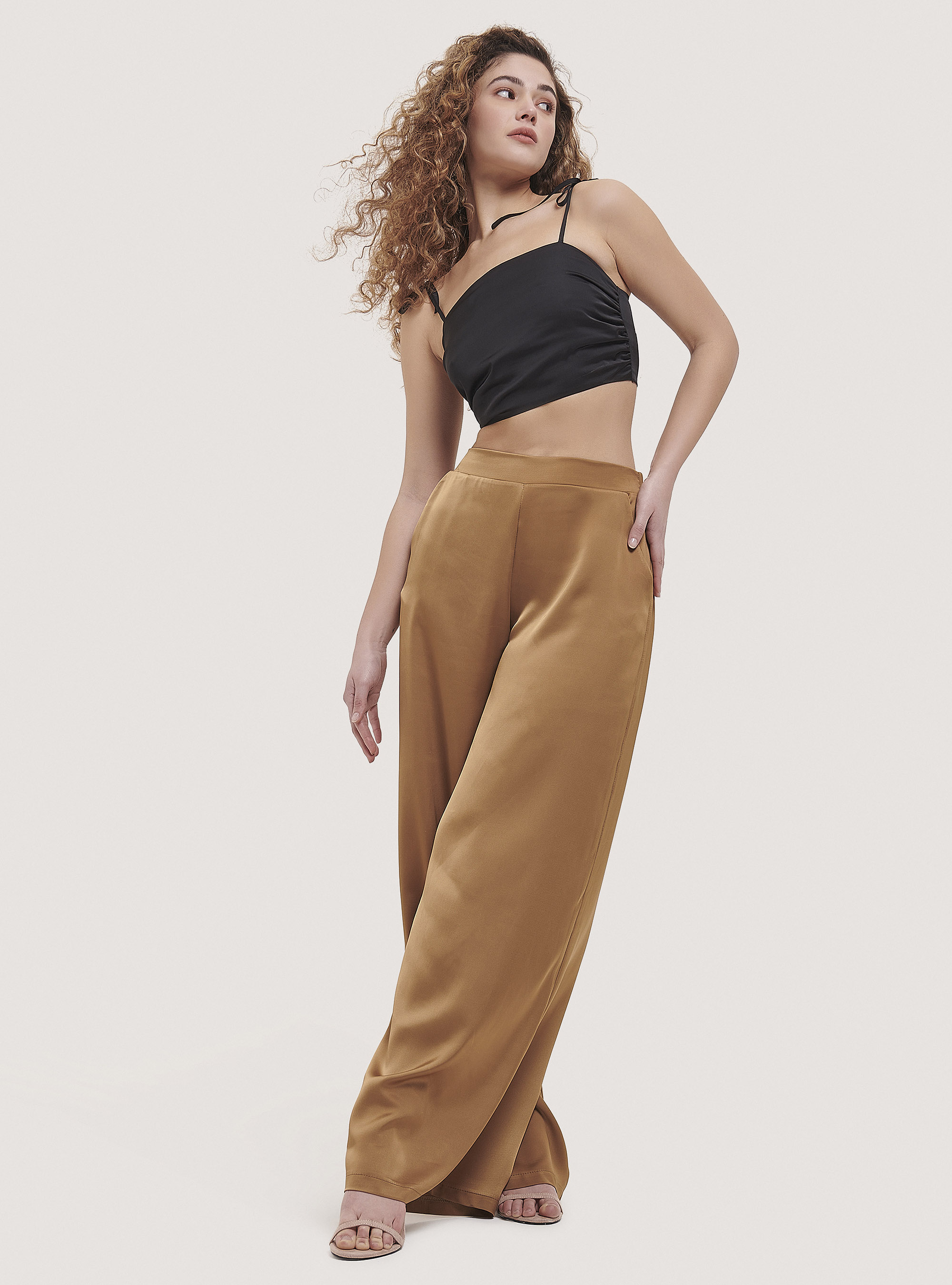 Cropped satin top, BK1 BLACK