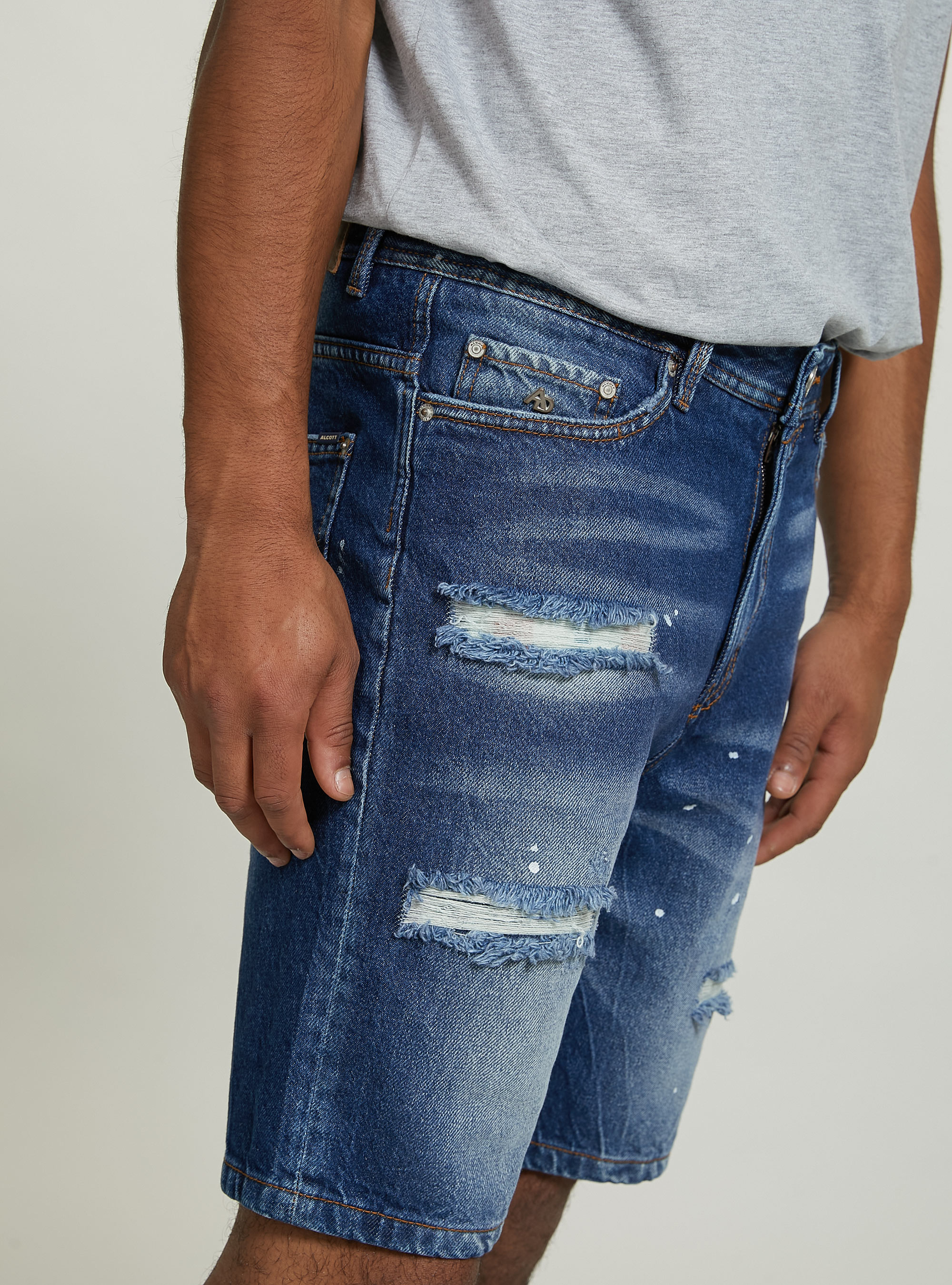 Bermuda in denim stretch slim fit, D001 DEEP BLUE