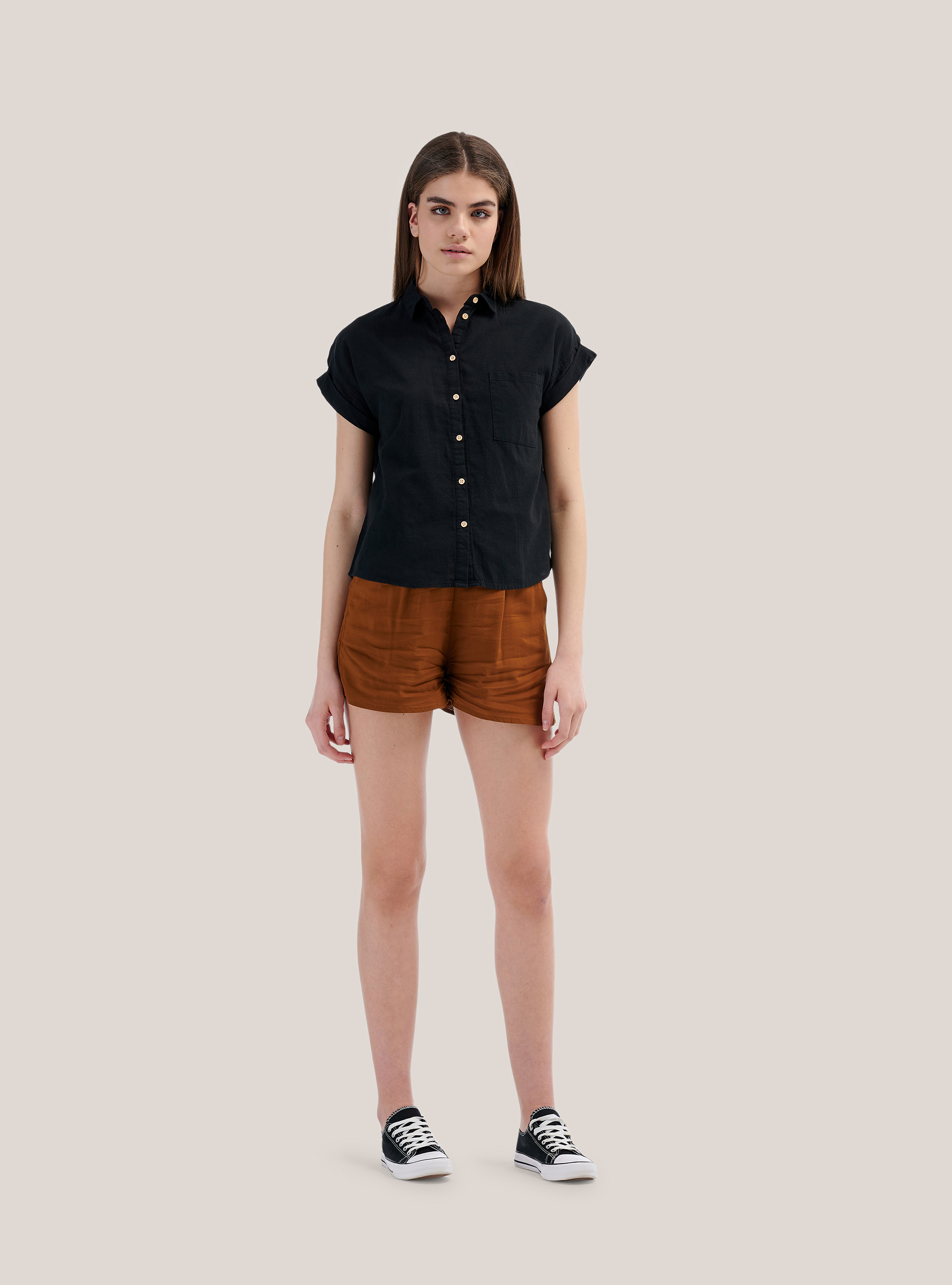Oversized short-sleeved shirt in fresh cotton, BLACK