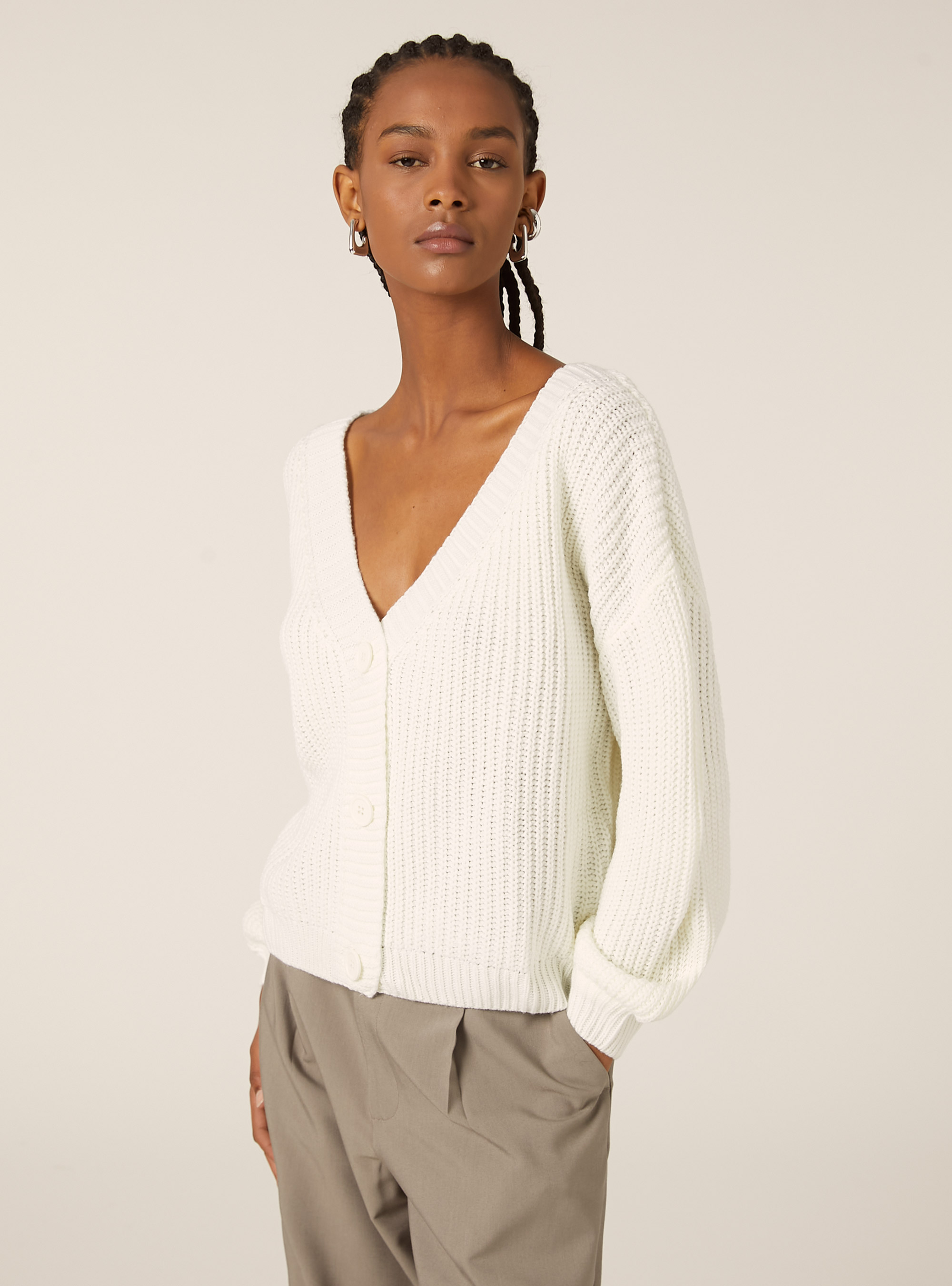Knitted cardigan with V-neck, WH1 OFF WHITE