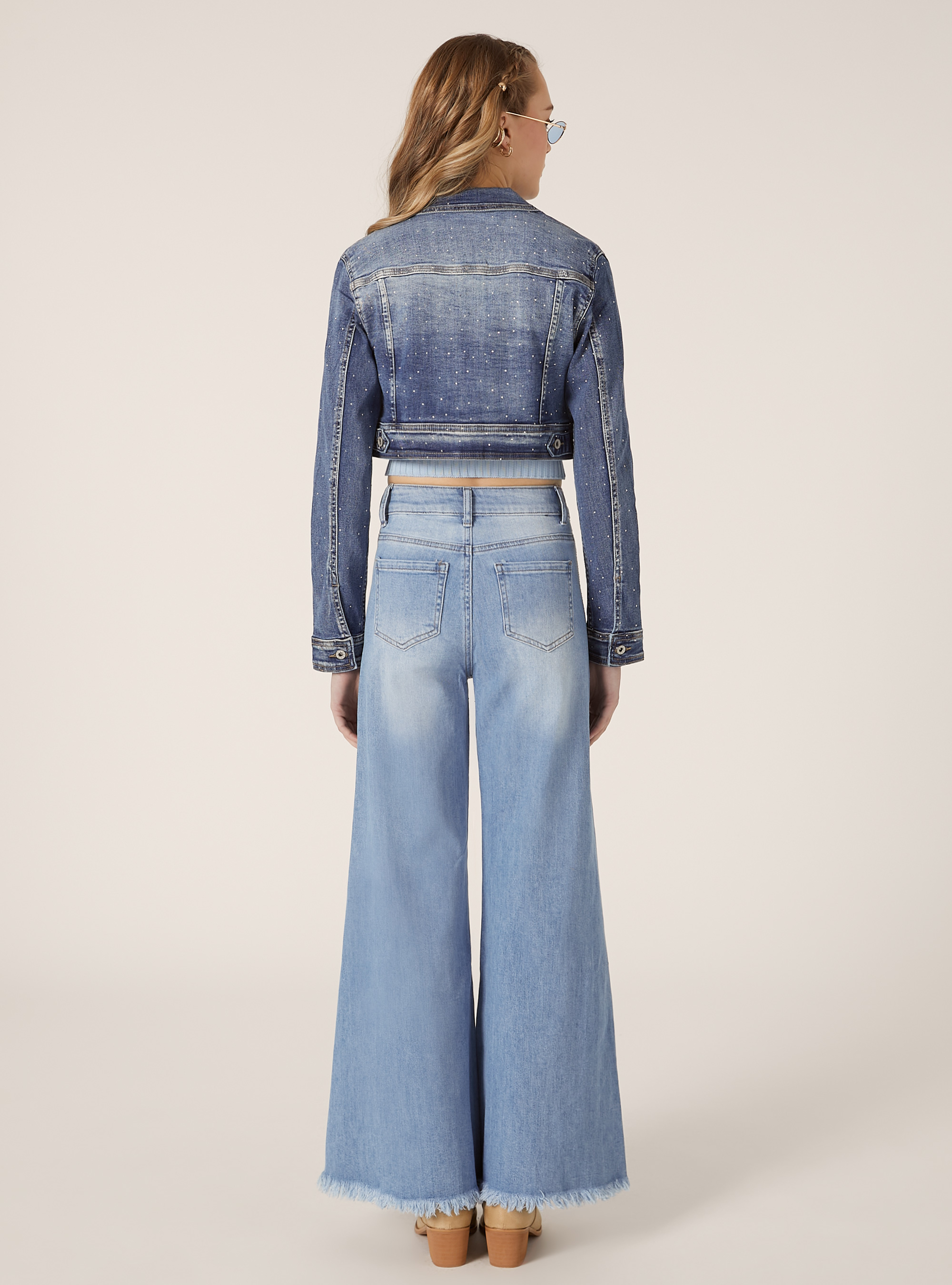 Chaqueta vaquera recortada con strass, D003 MEDIUM BLUE