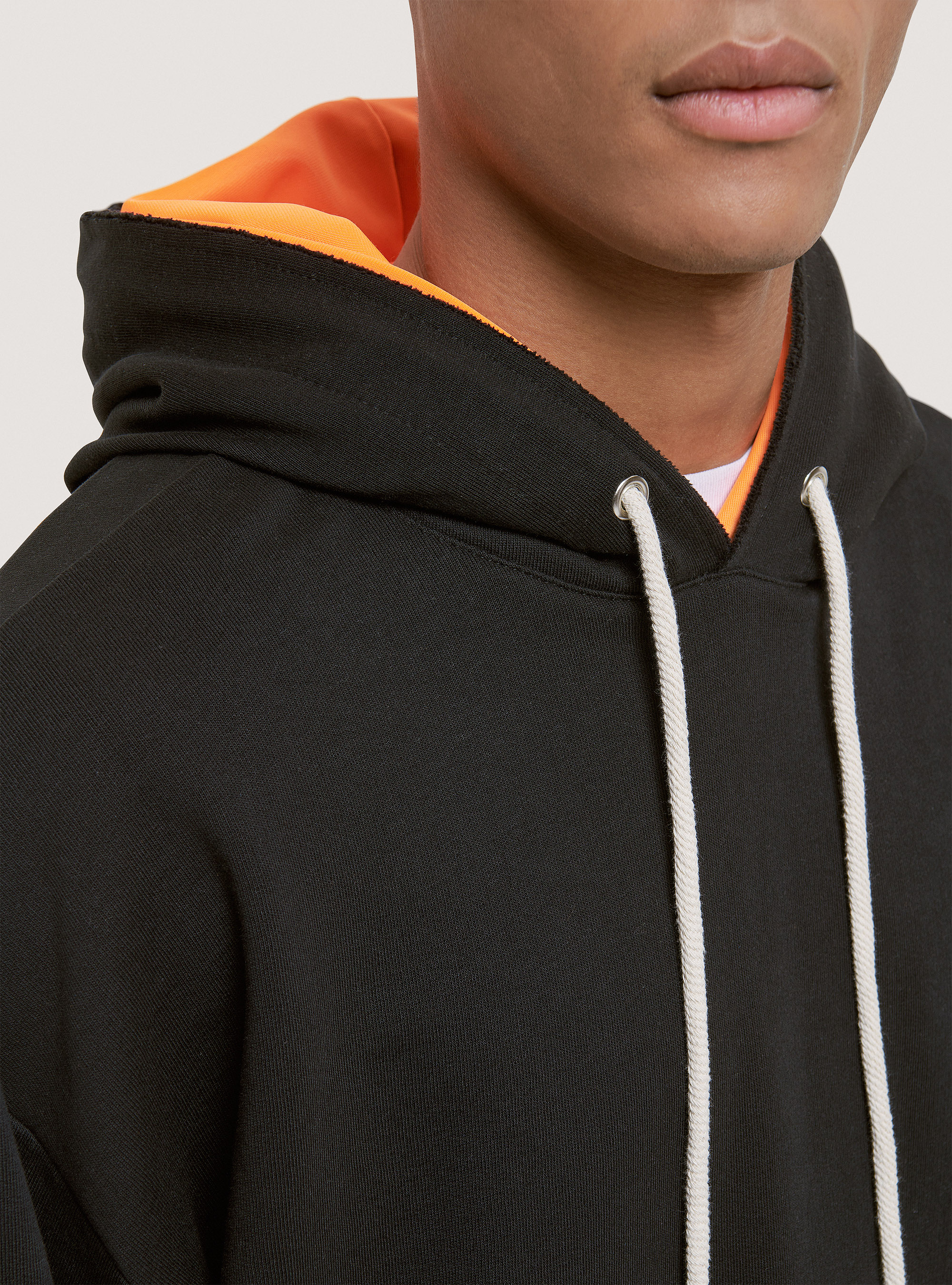 Hooded sweatshirt with contrasting details, BK1 BLACK