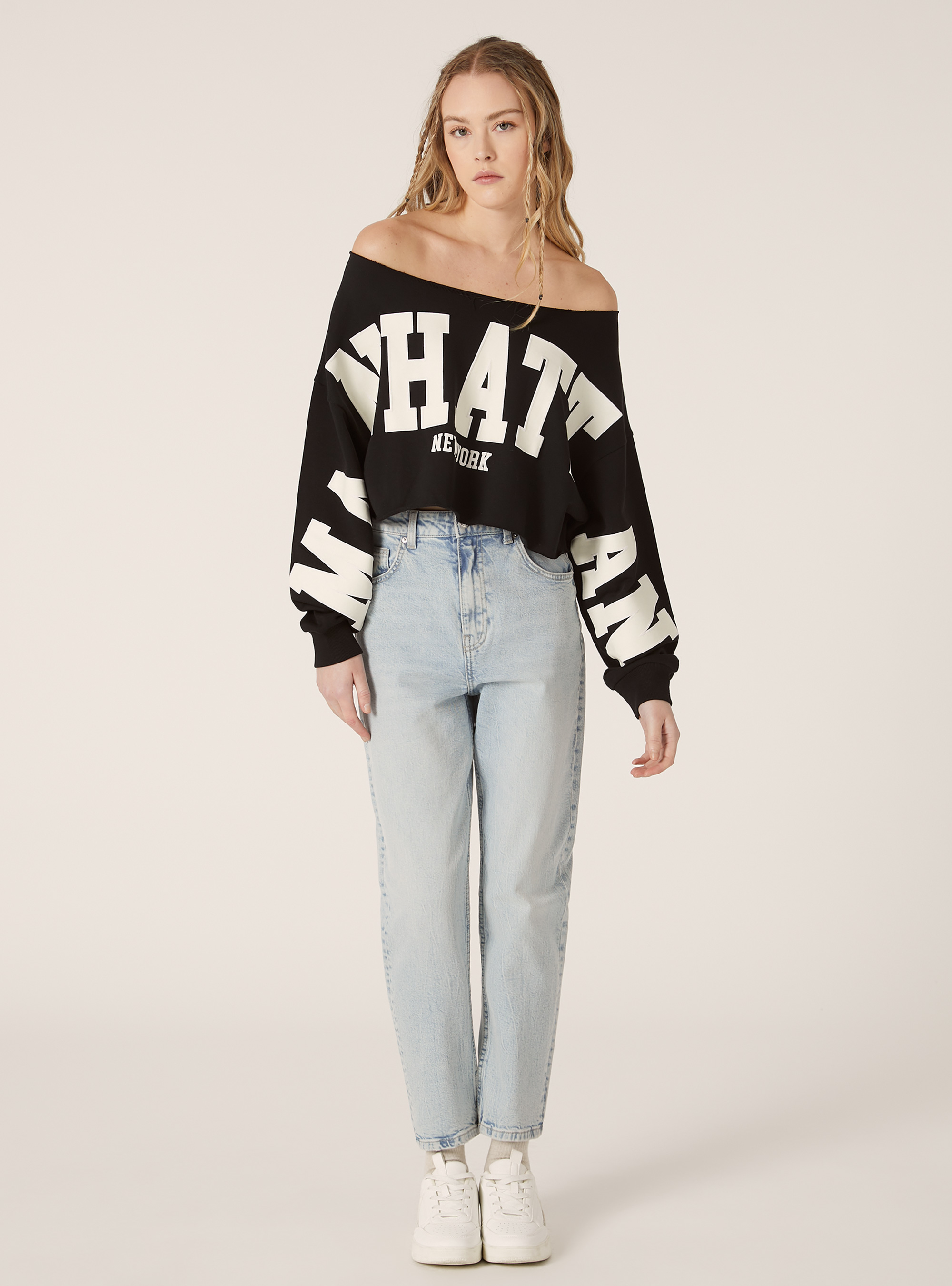 Sweatshirt court aux &eacute;paules d&eacute;nud&eacute;es, BK1 BLACK