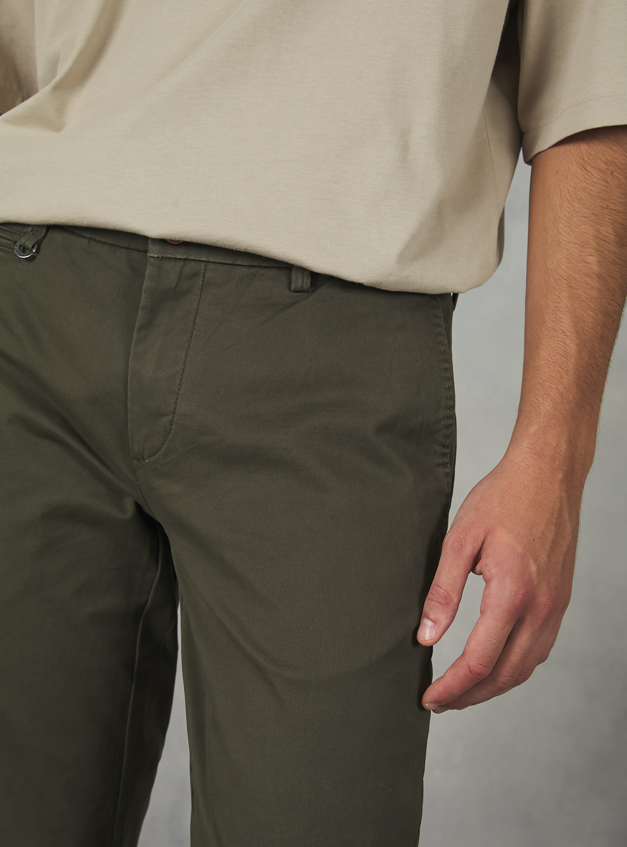 Stretch cotton twill chinos, KY2 KAKY MEDIUM